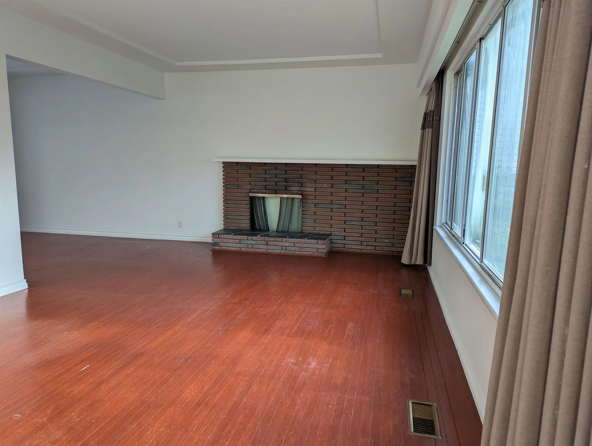 8052 11th Avenue - Image 2