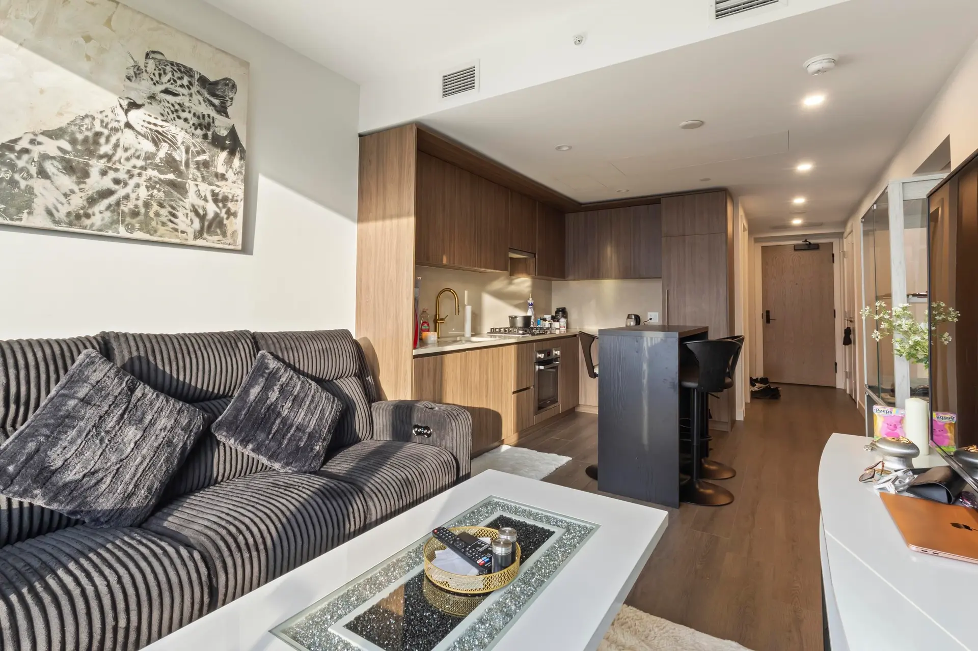 #3905 5987 Wilson Avenue - Image 12