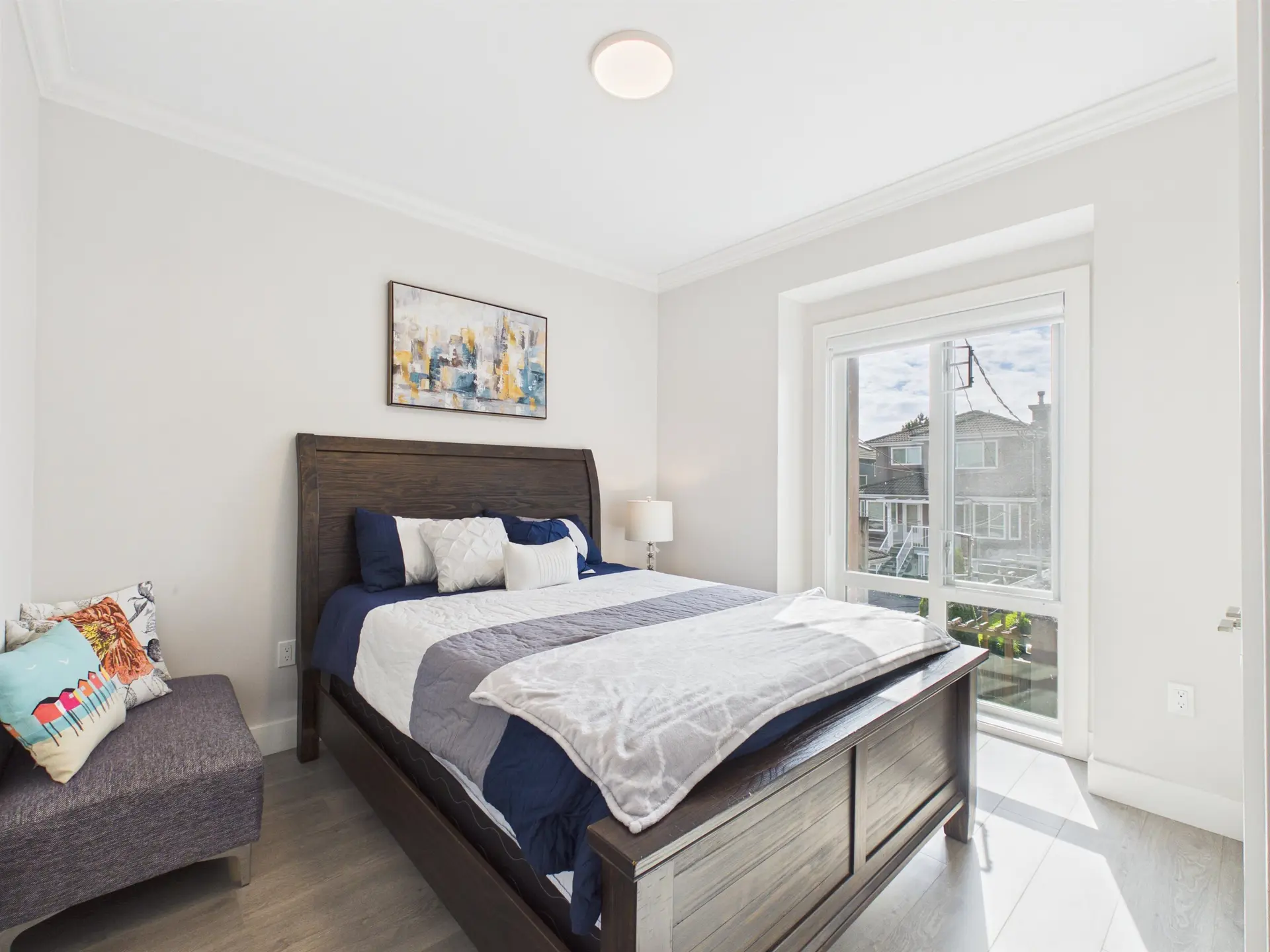 #23 7565 Oak Street - Image 15