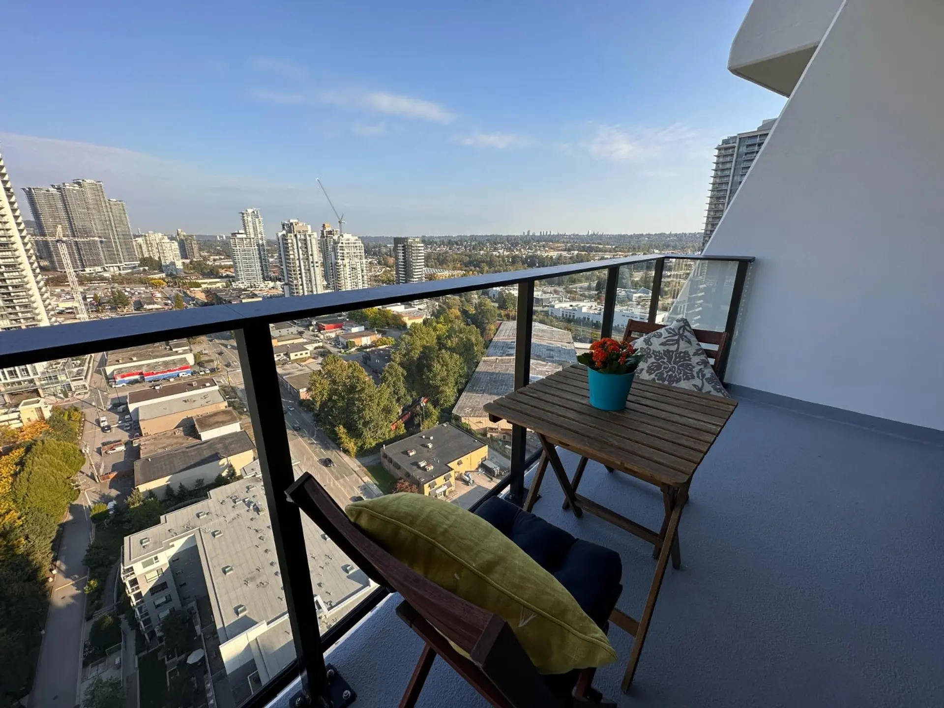#2407 2181 Madison Avenue - Image 12