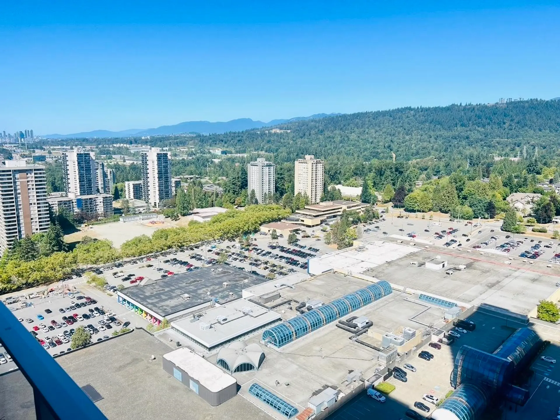 #2510 3833 Evergreen Place - Image 11