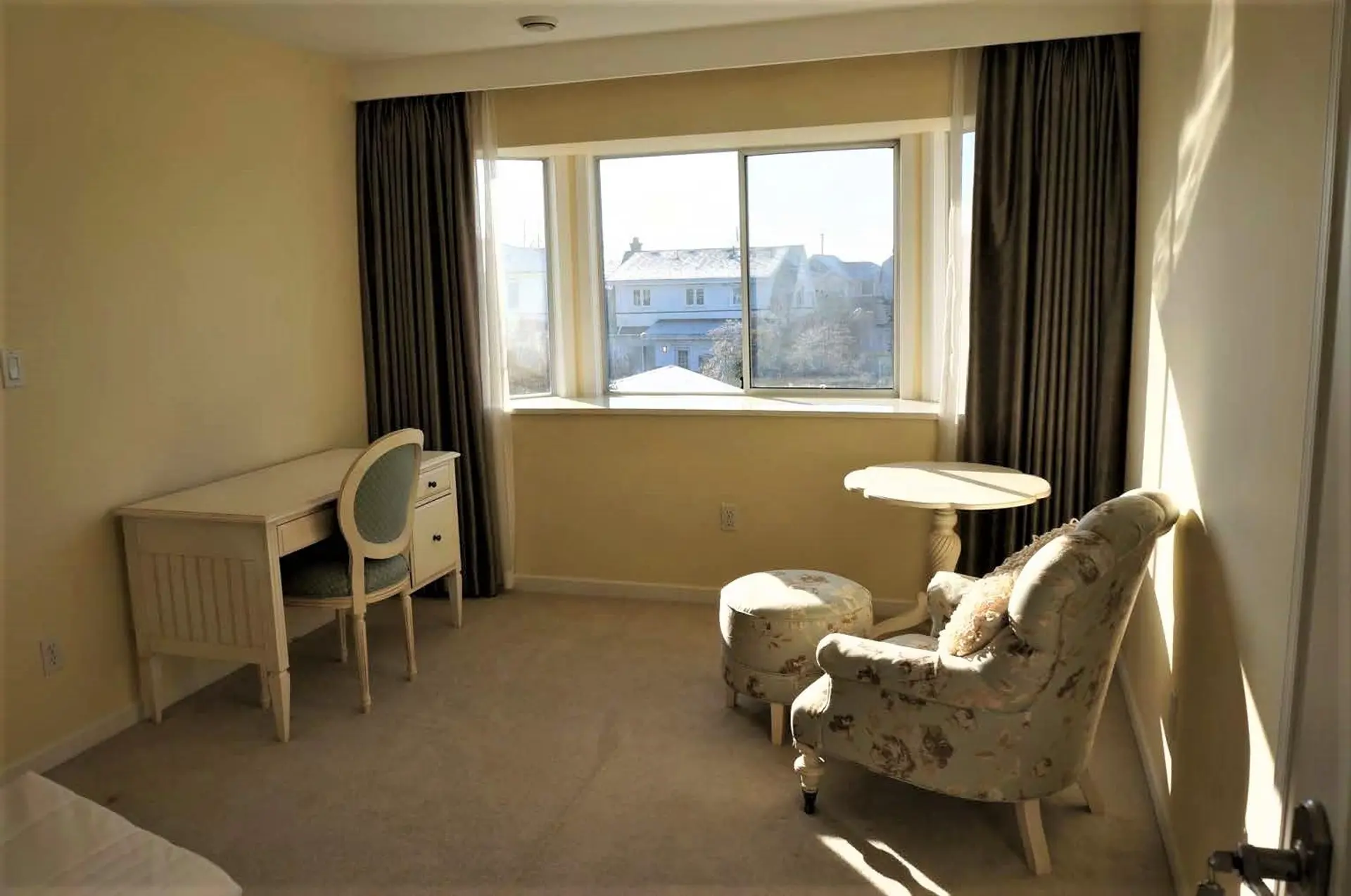122 W 43rd Avenue - Image 15