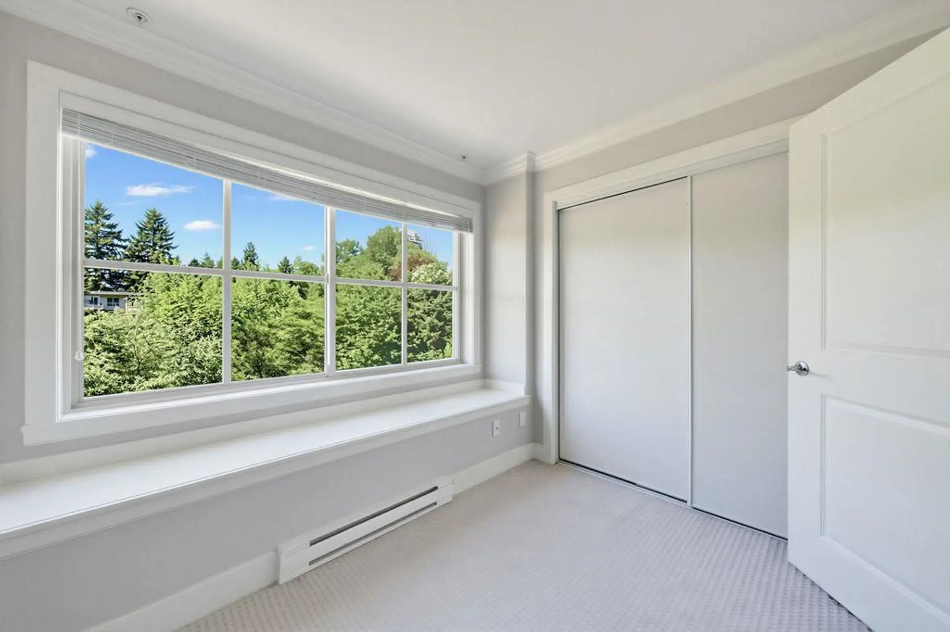 #203A 7159 Stride Avenue - Image 9