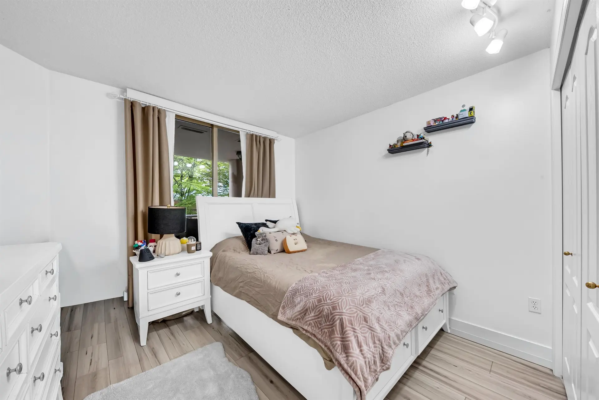 #208 1196 Pipeline Road - Image 13