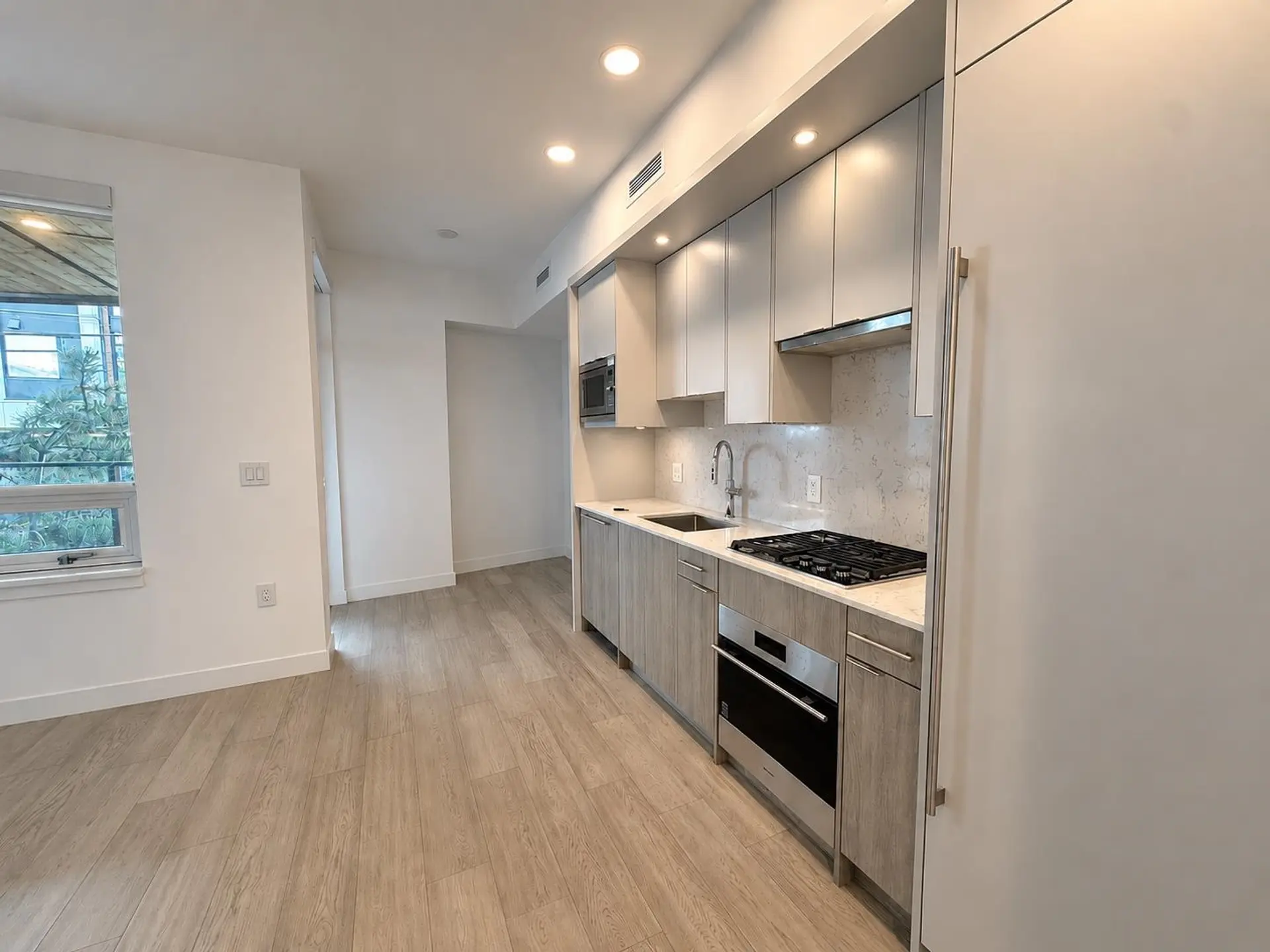 #104 7638 Cambie Street - Image 5