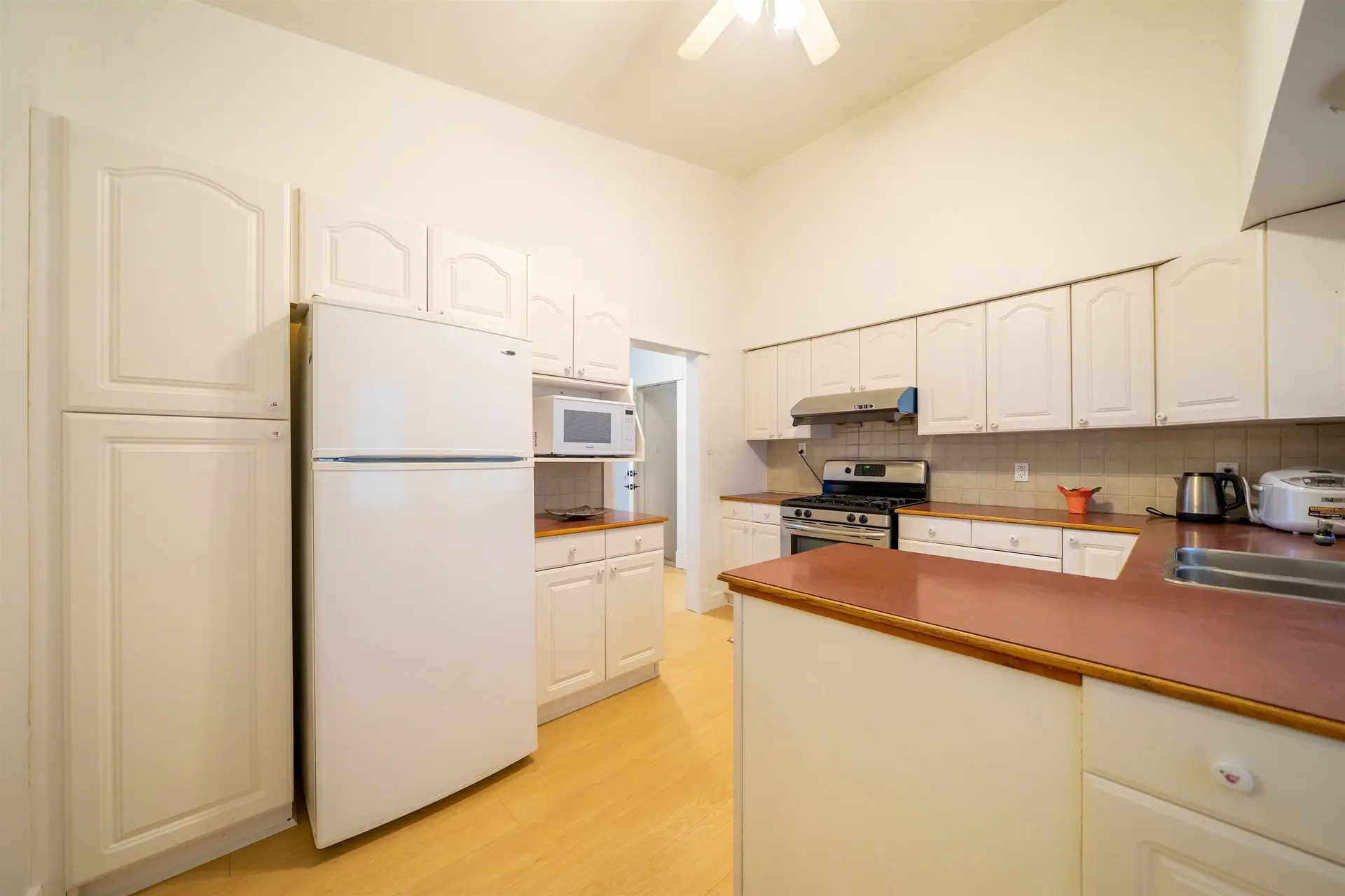 10979 64a Avenue - Image 6