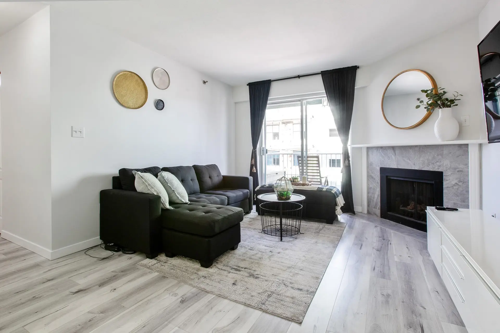 #440 22661 Lougheed Highway - Image 1