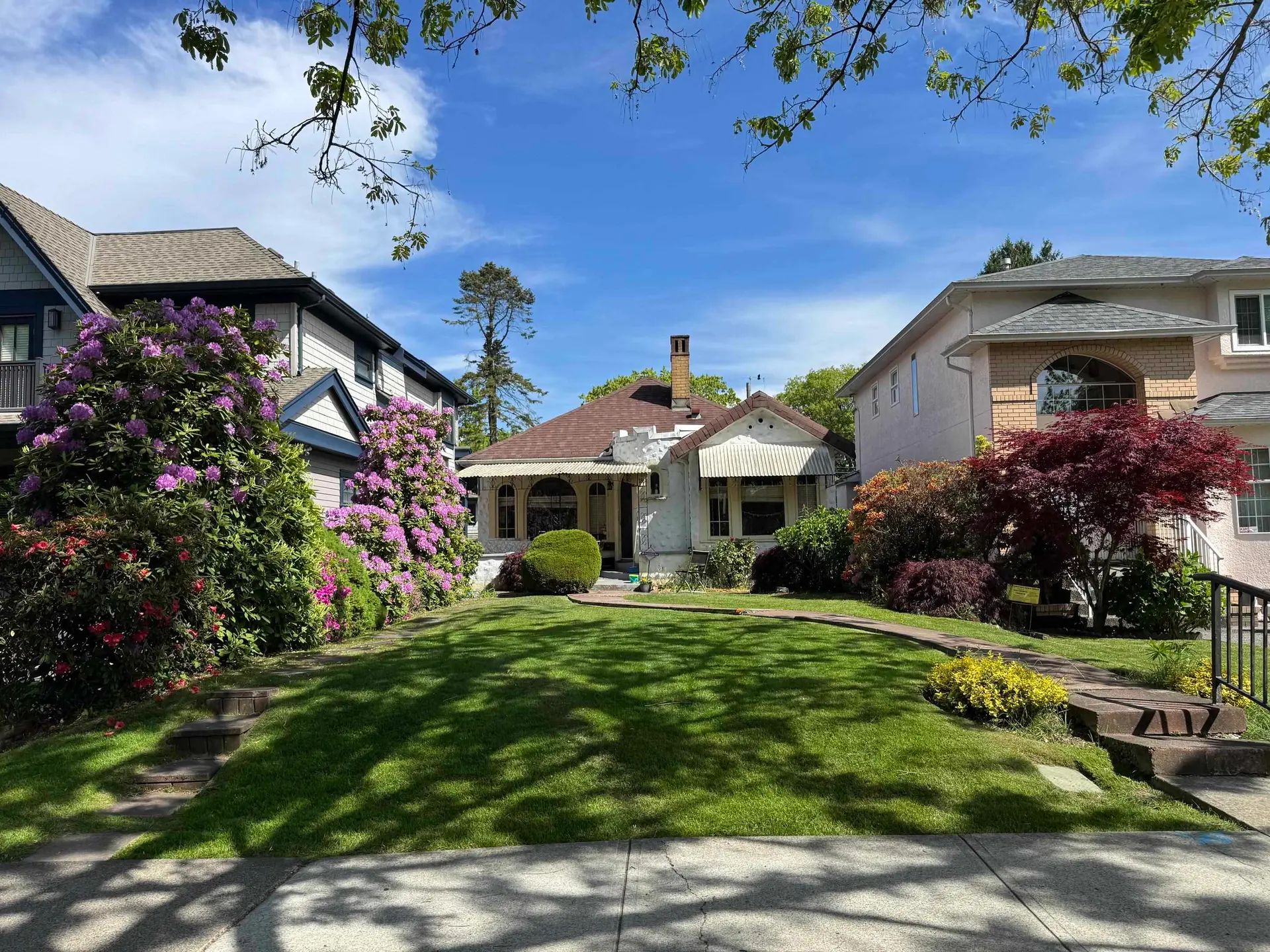 185 W 23rd Avenue - Image 2