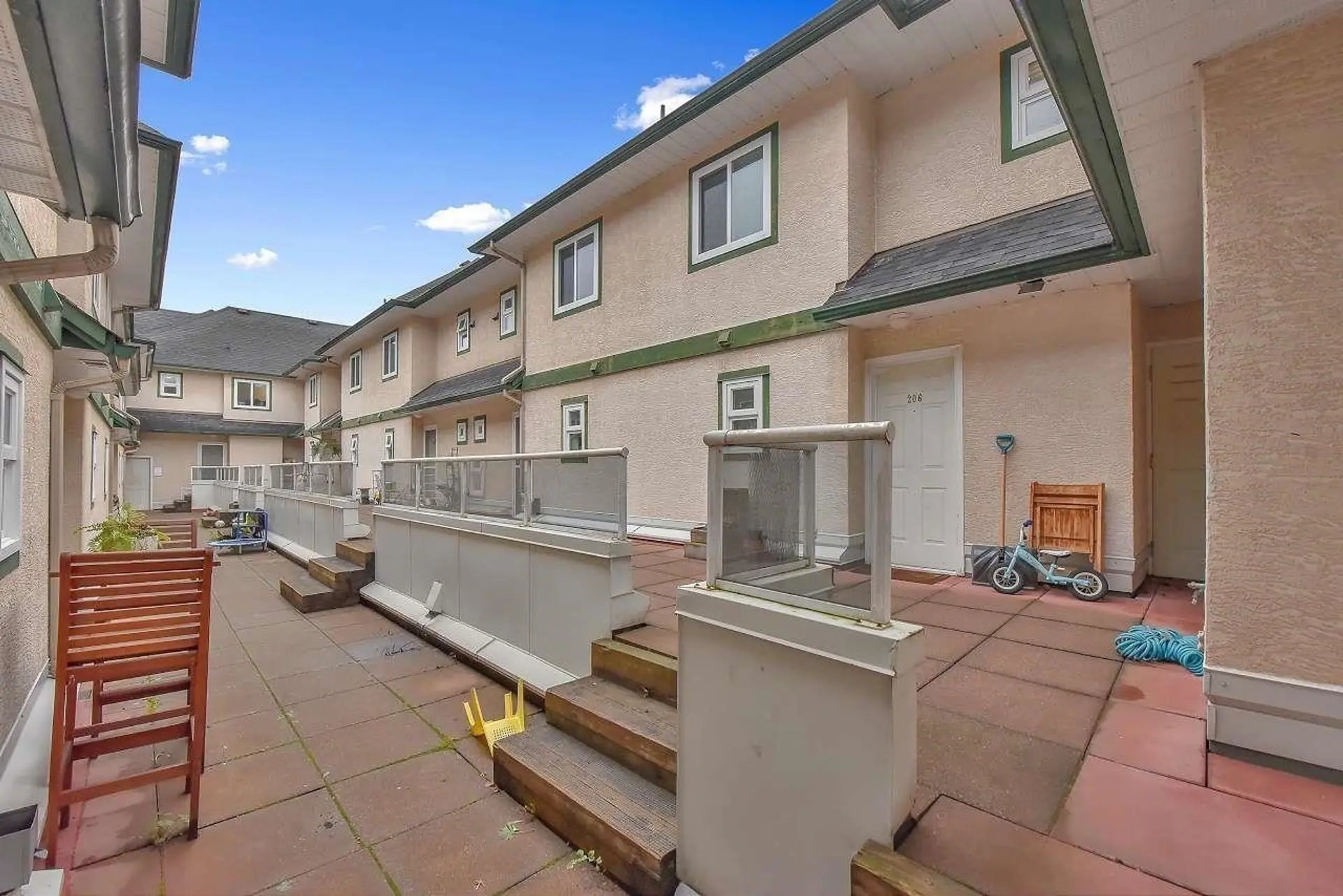 #209 3978 Albert Street - Image 11