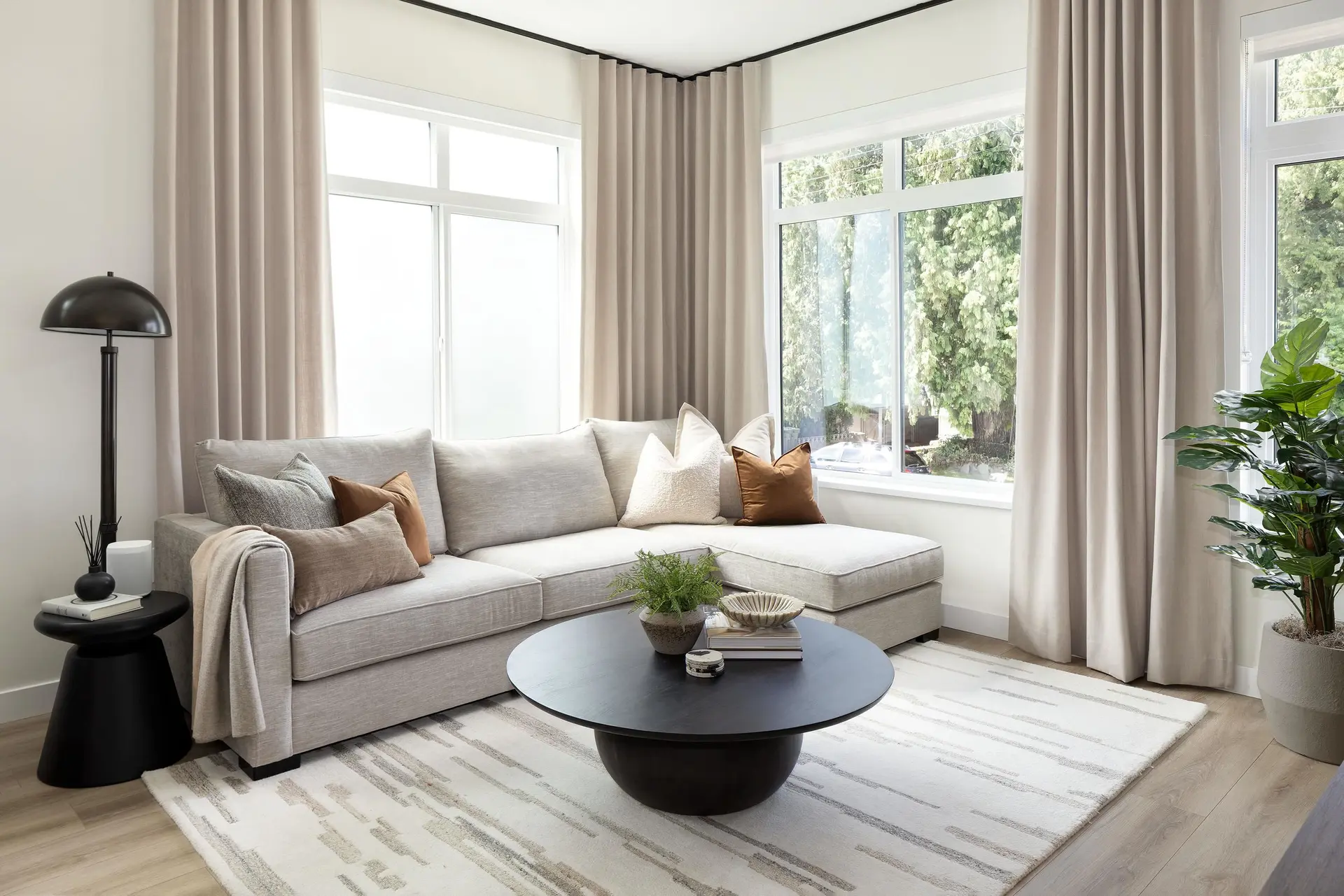 #24 2150 Rindall Avenue - Image 3