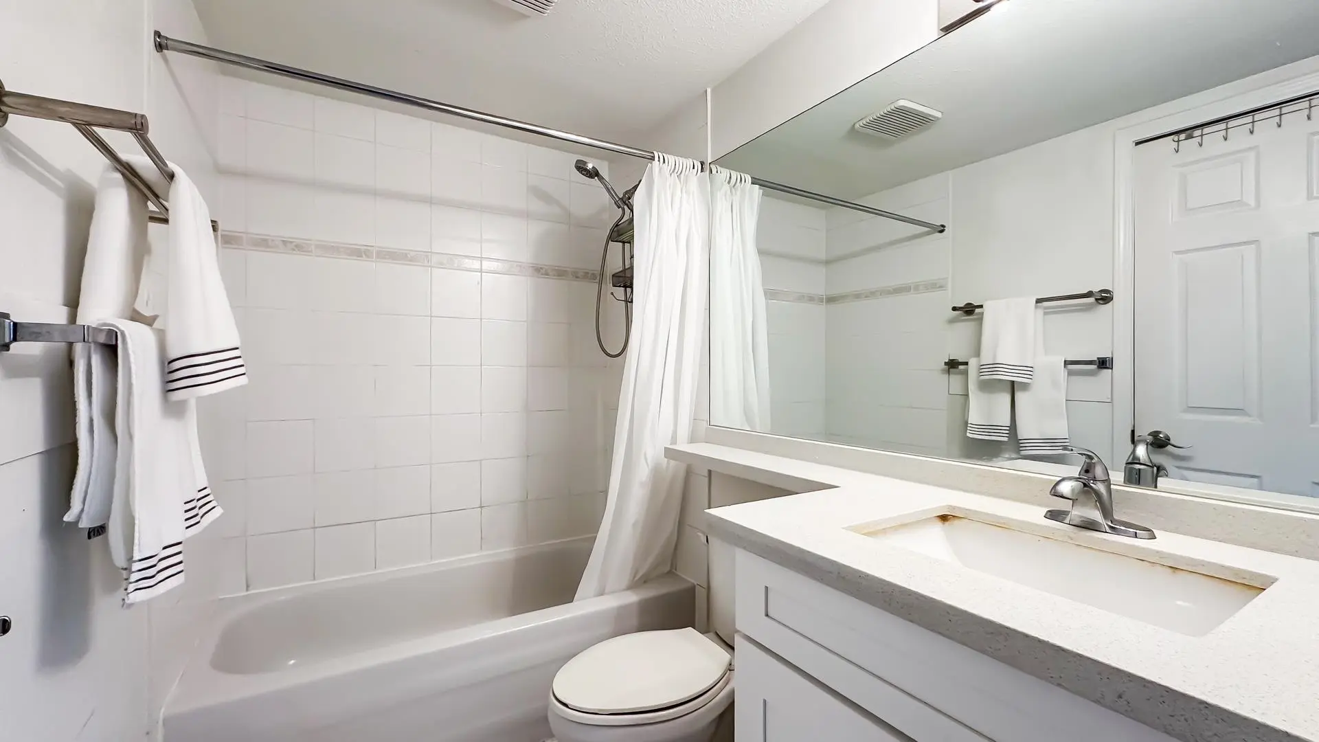 #302 120 Garden Drive - Image 14