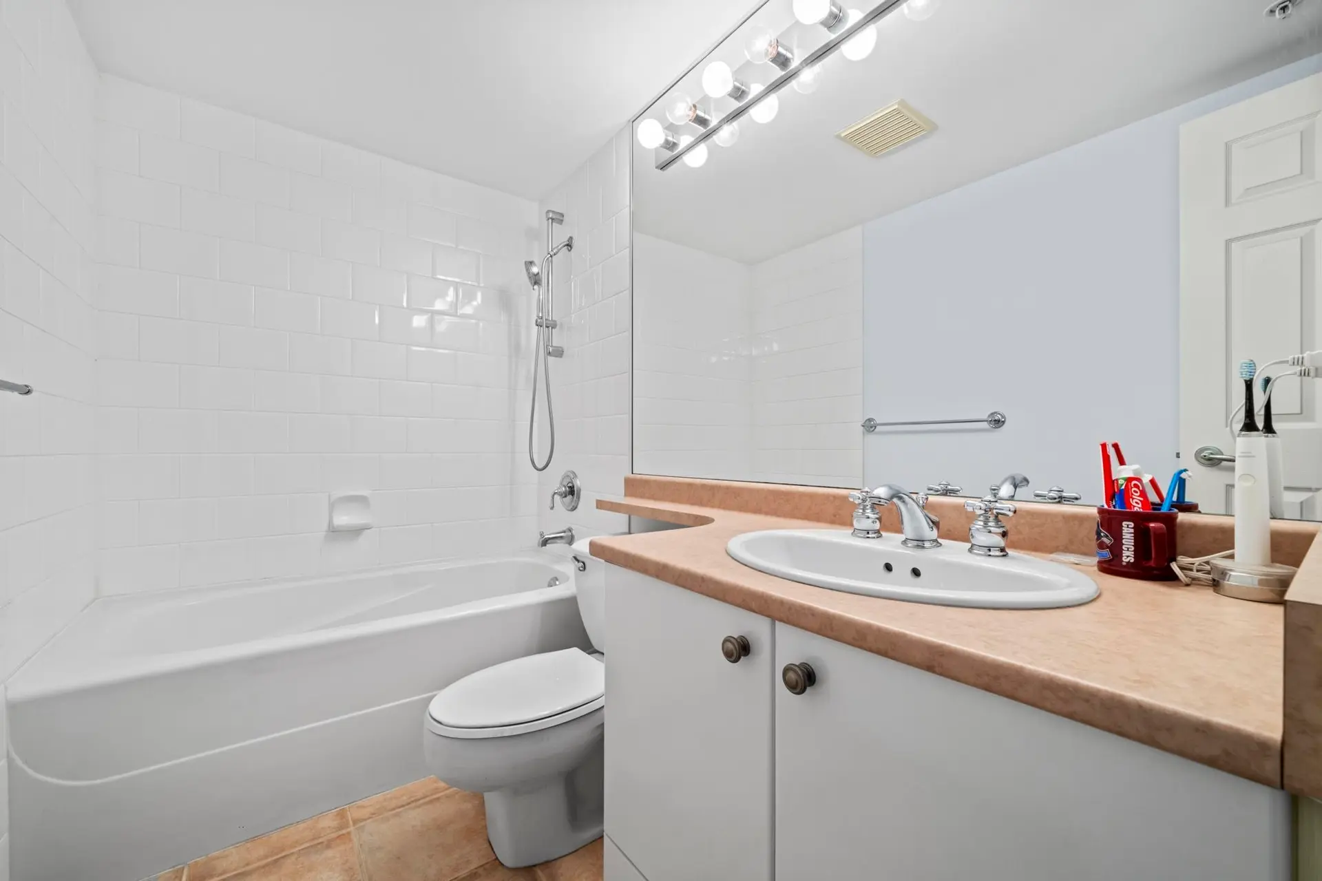 #1001 4567 Hazel Street - Image 14