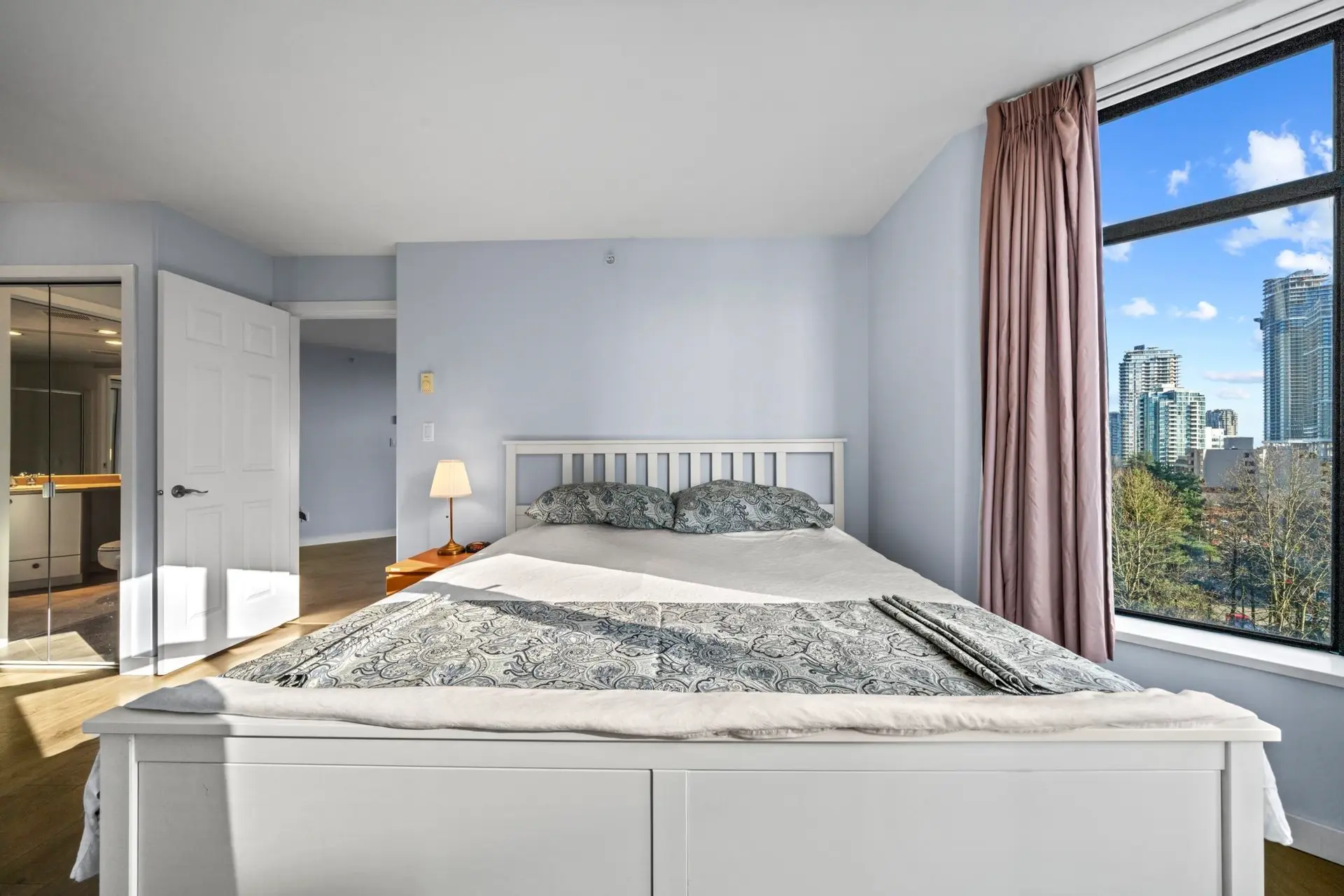 #1001 4567 Hazel Street - Image 11