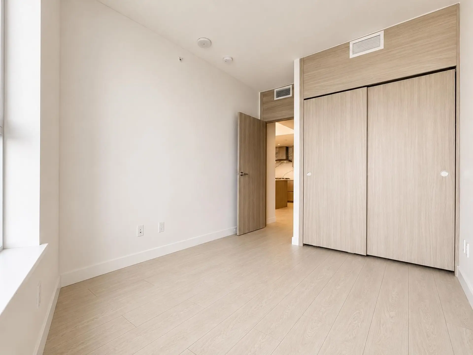 #2205 9887 Whalley Boulevard - Image 14