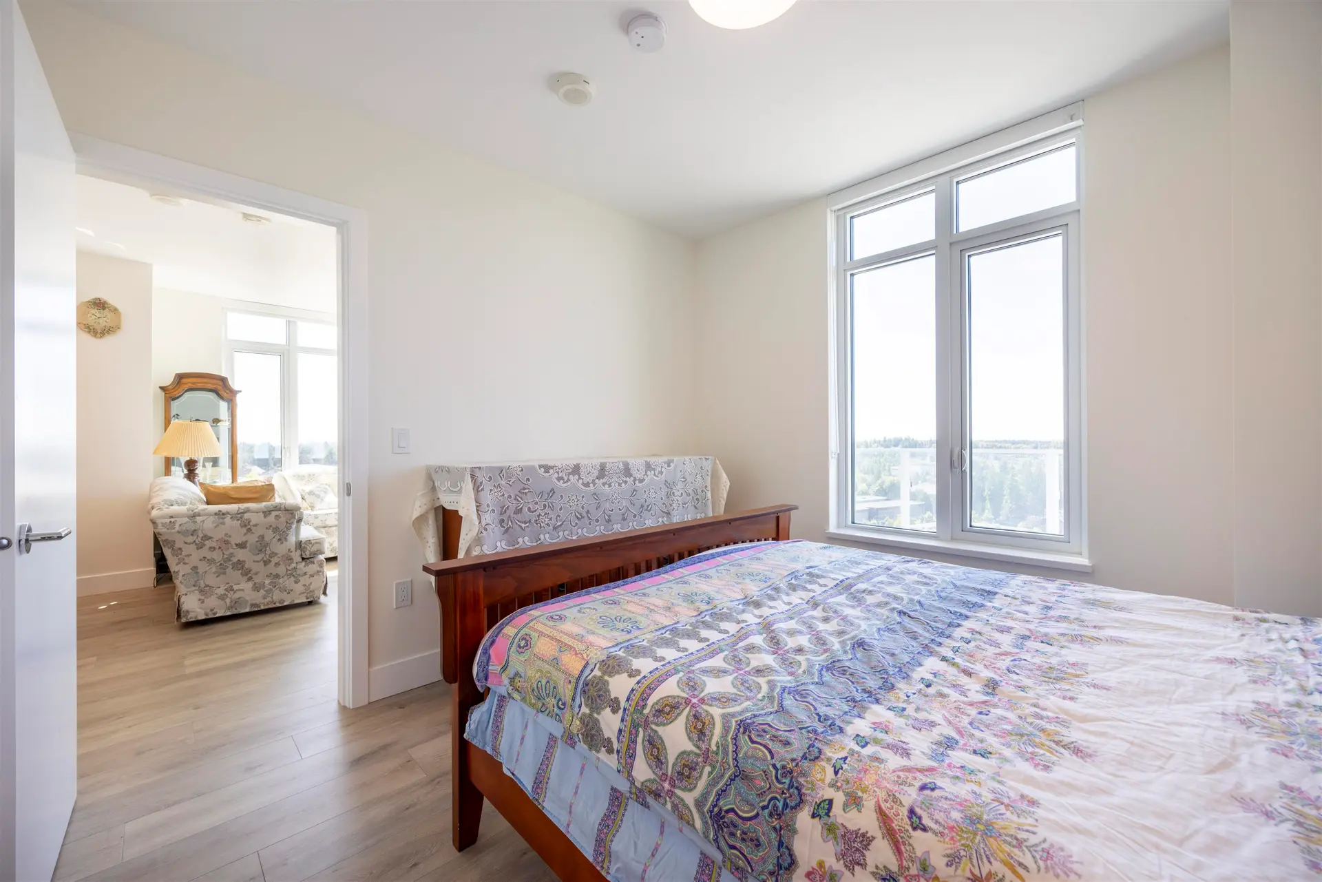 #1602 10428 Whalley Boulevard - Image 10