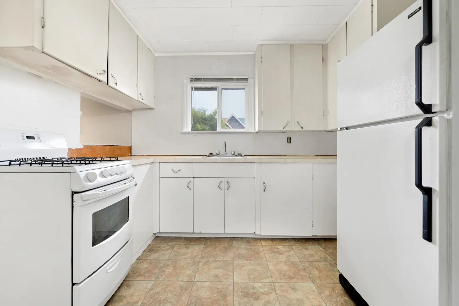 11619 Adair Street - Image 10