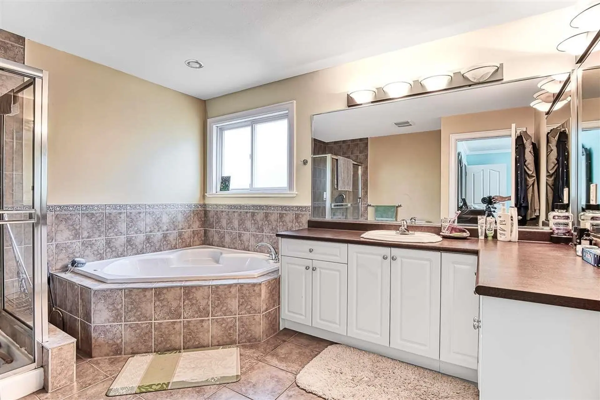 14670 76a Avenue - Image 12