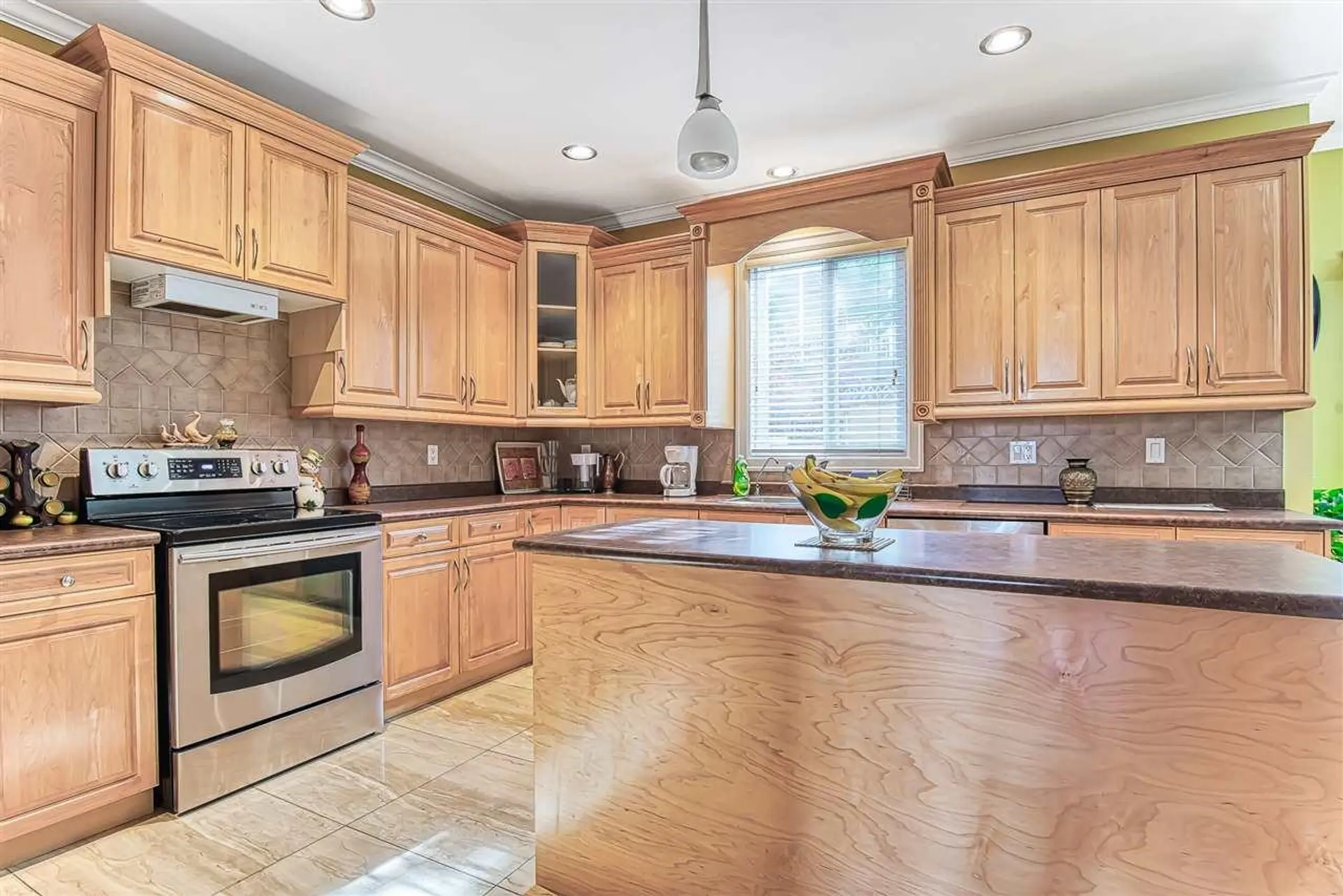 14670 76a Avenue - Image 5