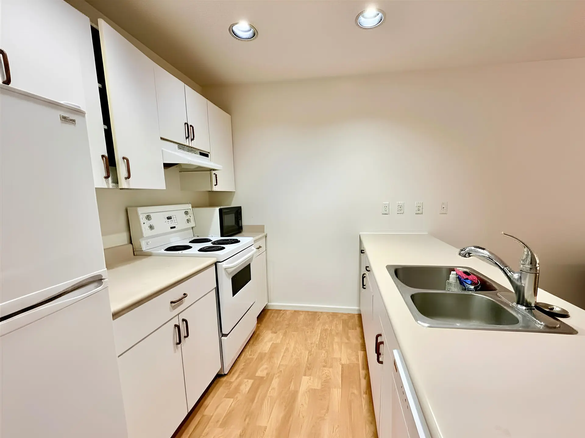 #21 2050 Lake Placid Road - Image 5
