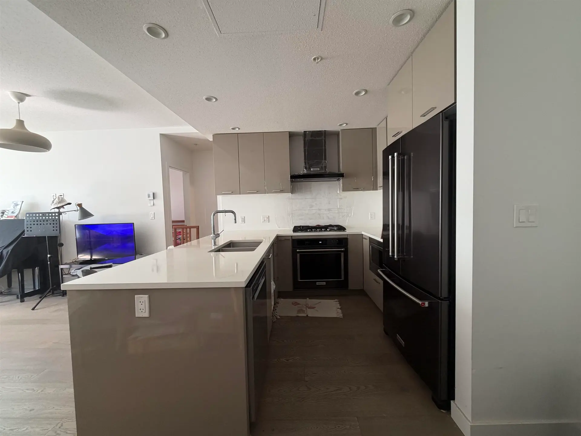 #417 3581 Ross Drive - Image 7