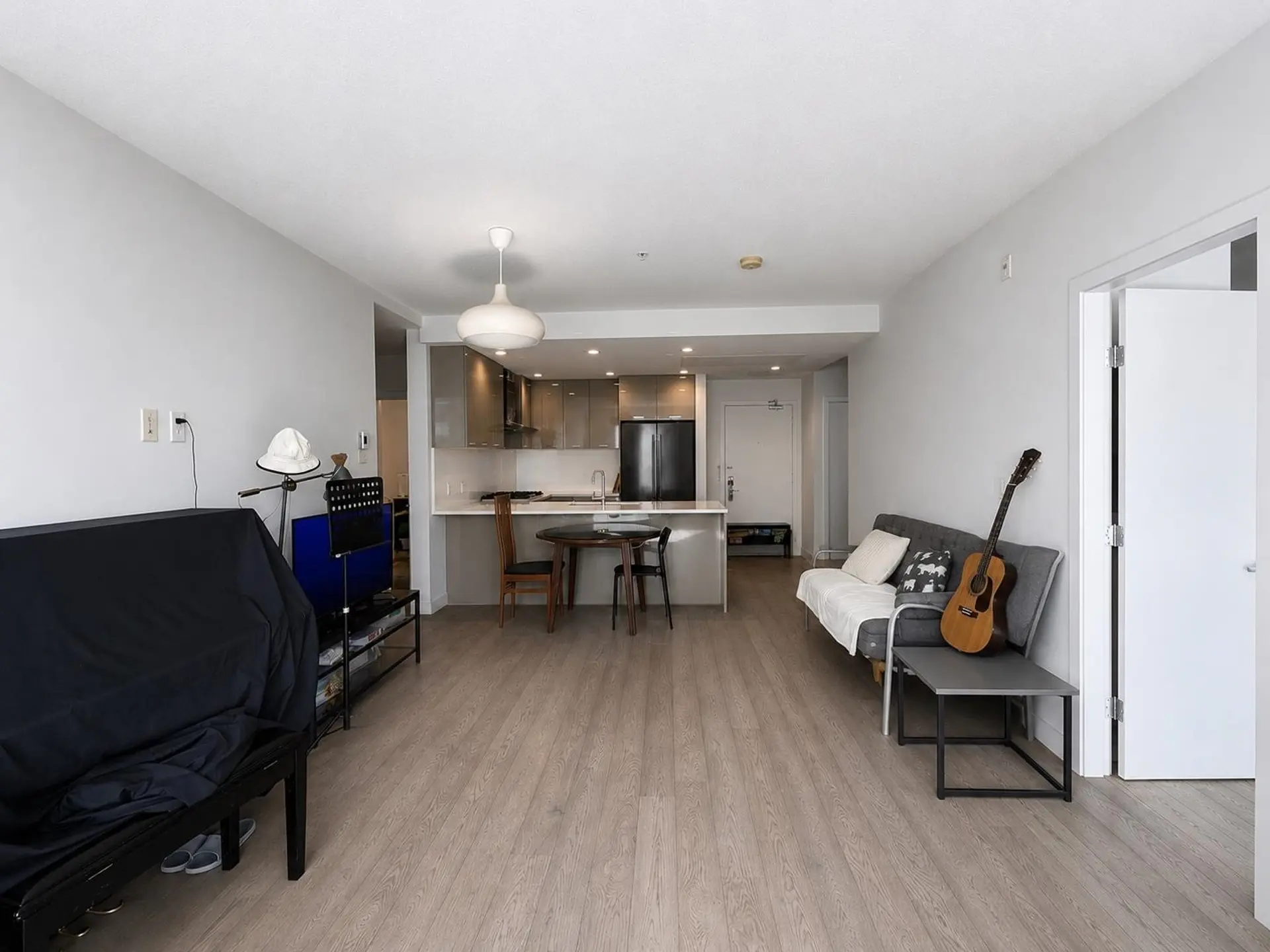 #417 3581 Ross Drive - Image 5
