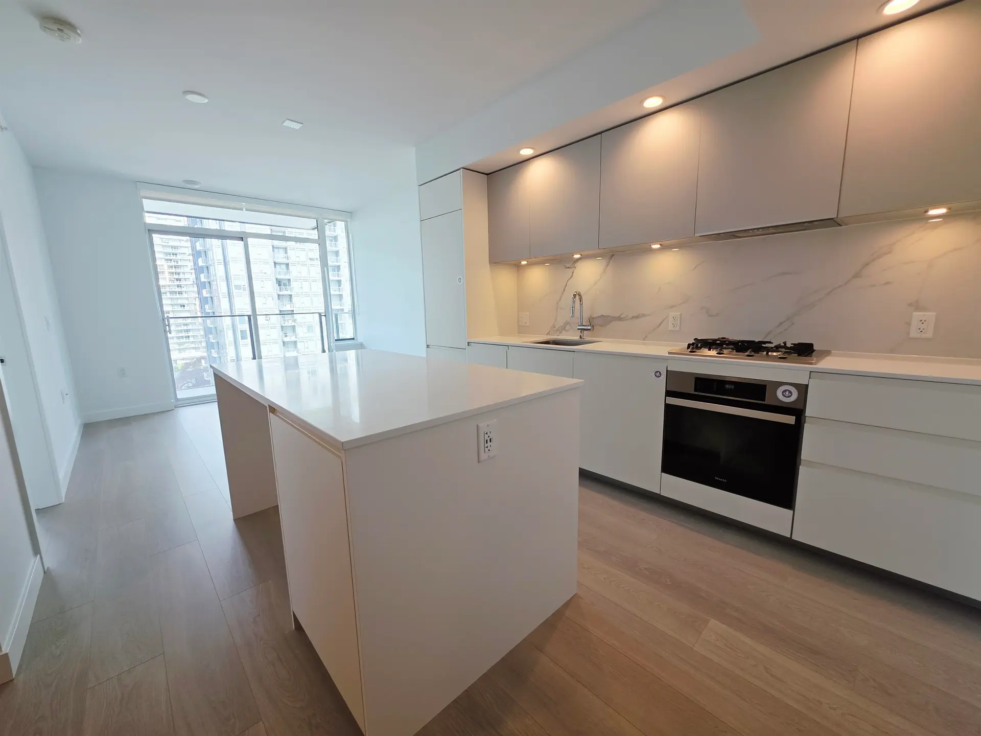 #908 6537 Telford Avenue - Image 3