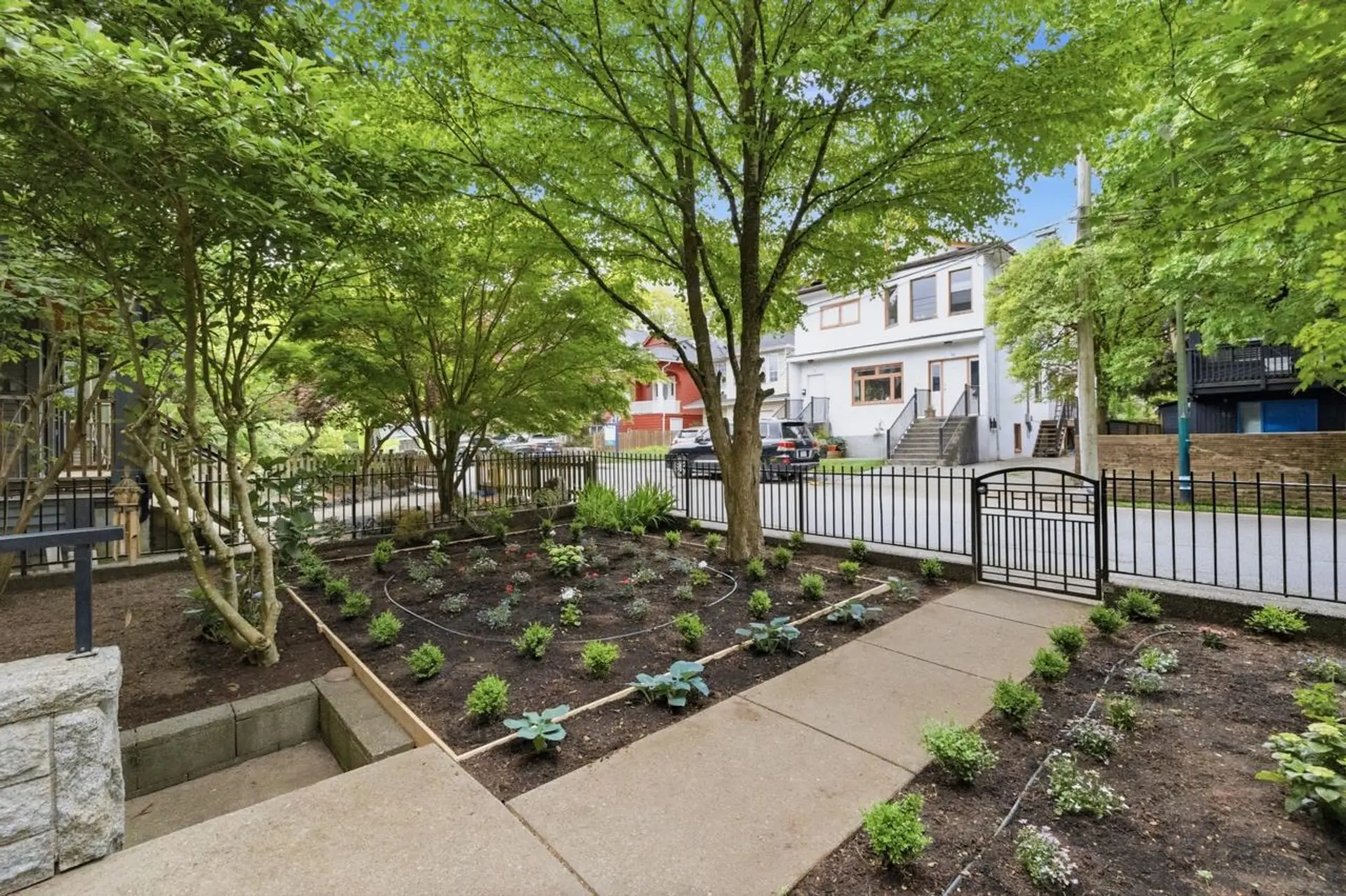21 E 22nd Avenue - Image 4