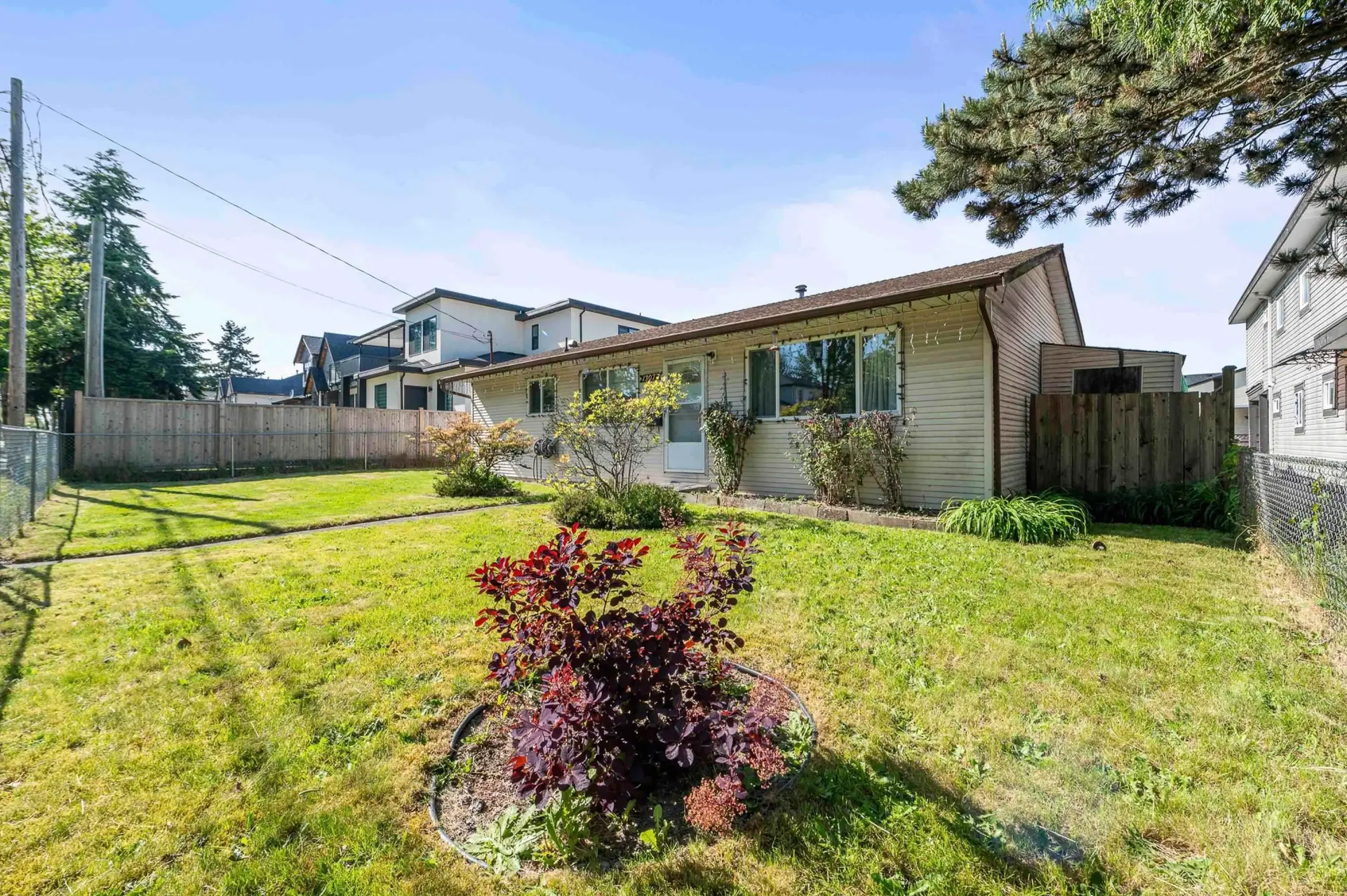 13077 72 Avenue - Image 2