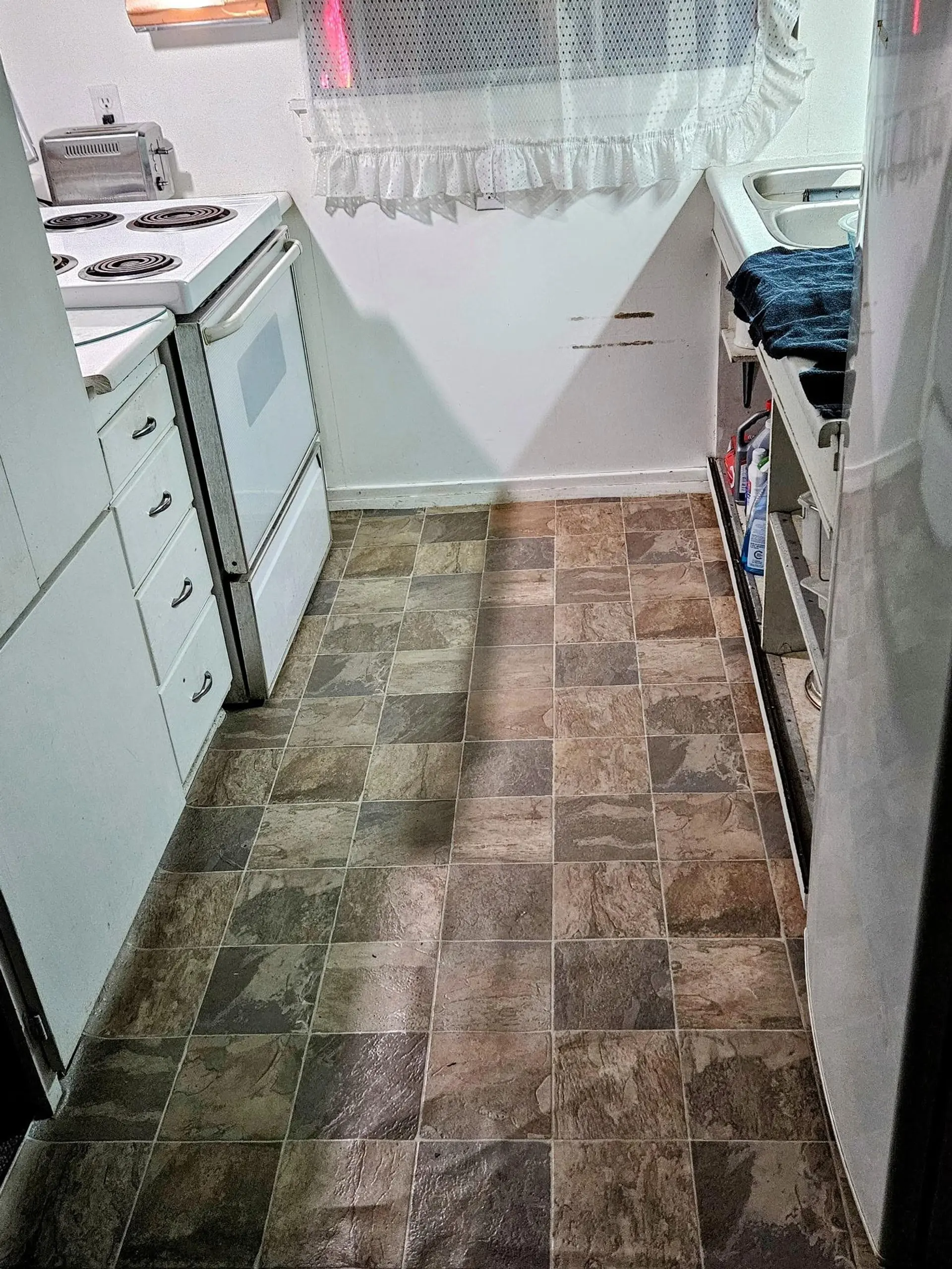 [private address] - Image 4