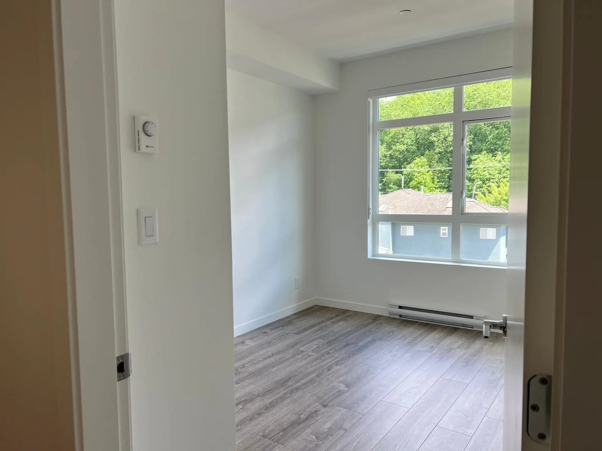 #417 13969 96 Avenue - Image 4