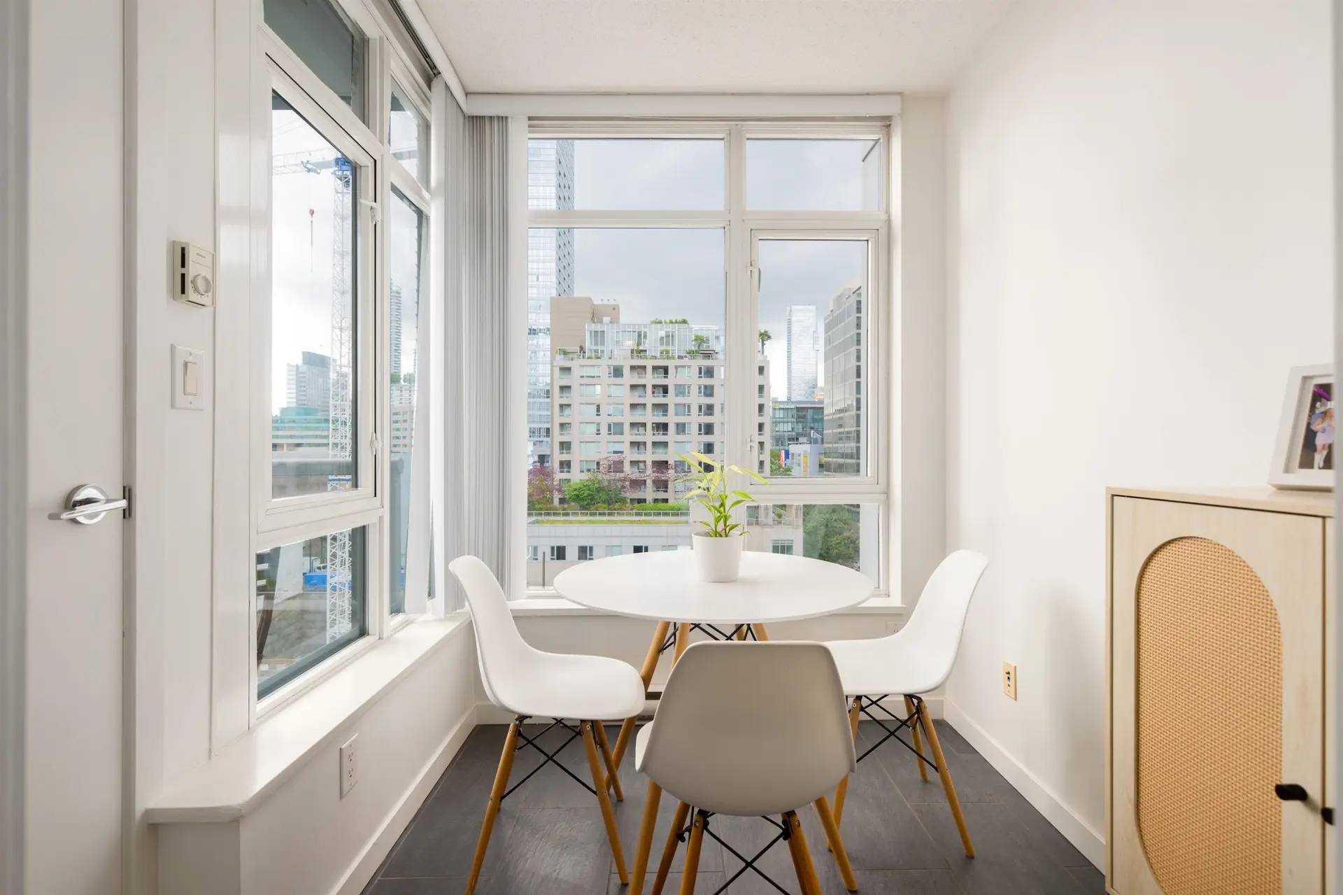 #801 480 Robson Street - Image 8