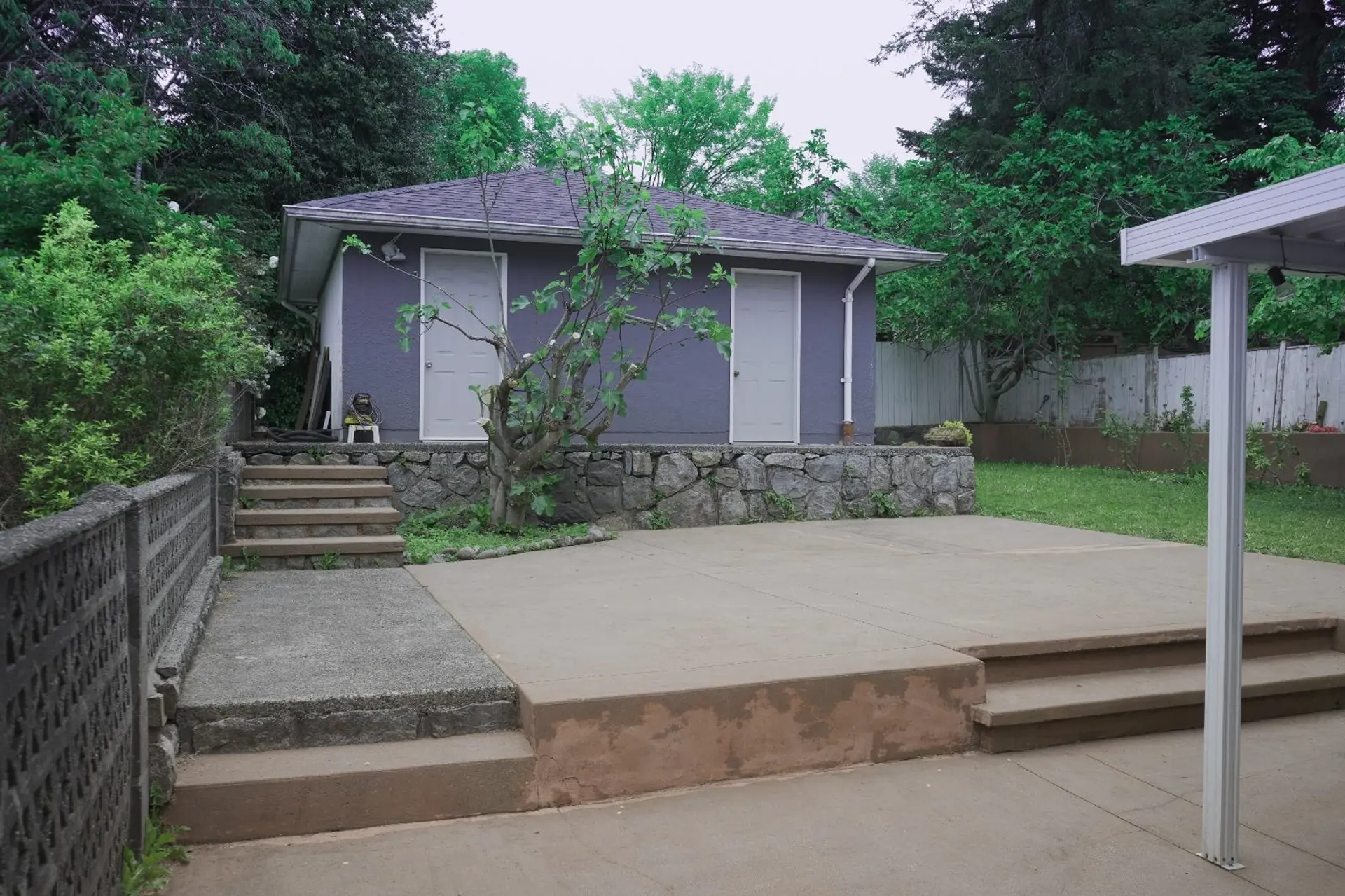 356 W Queens Road - Image 19