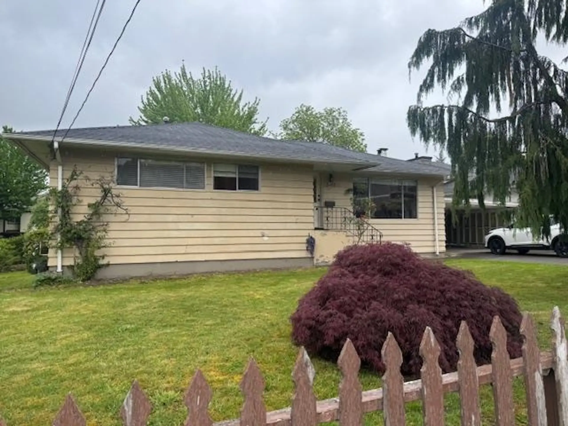 2337 Lobb Avenue - Image 2