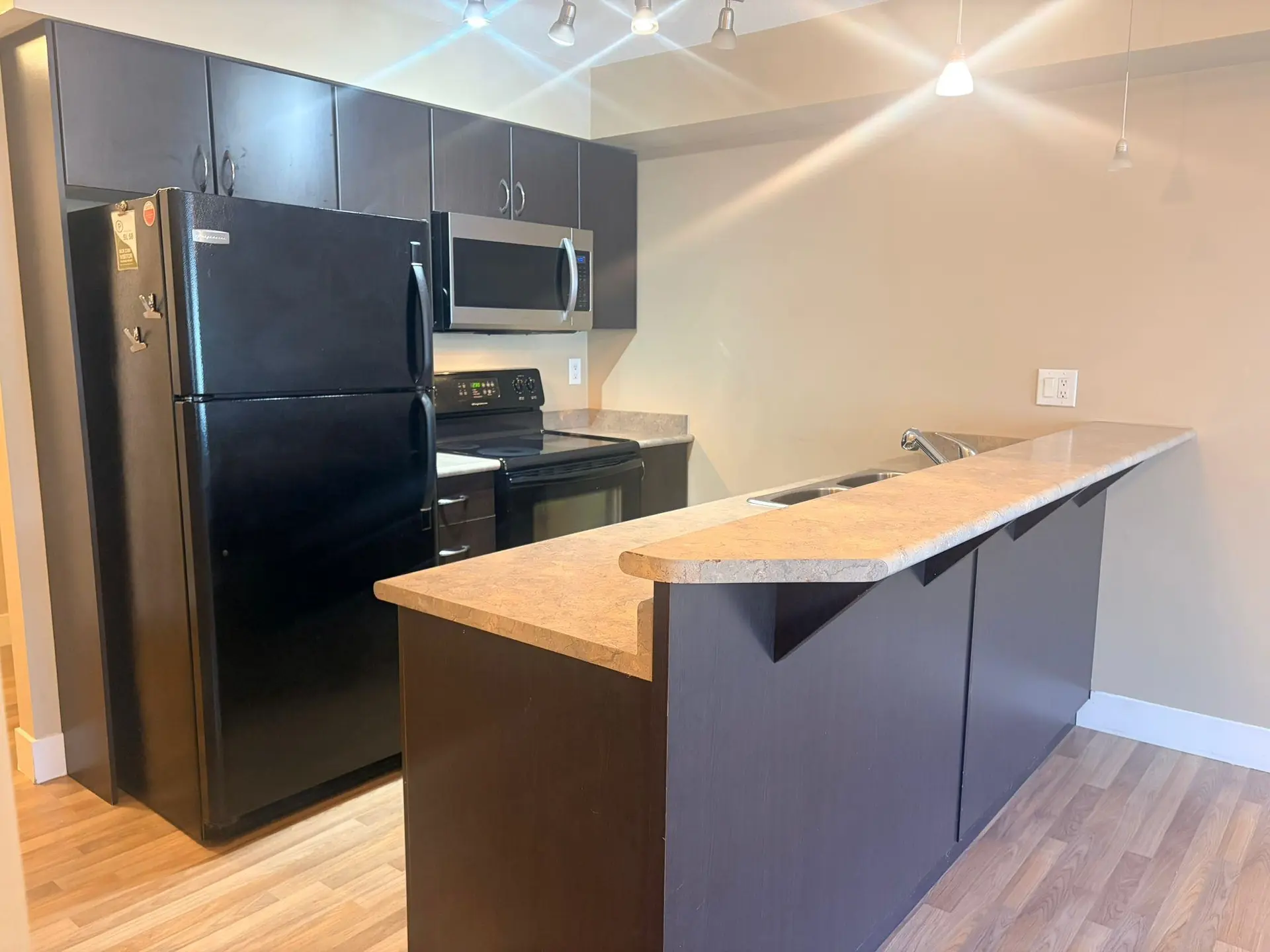 #309 2515 Park Drive - Image 7