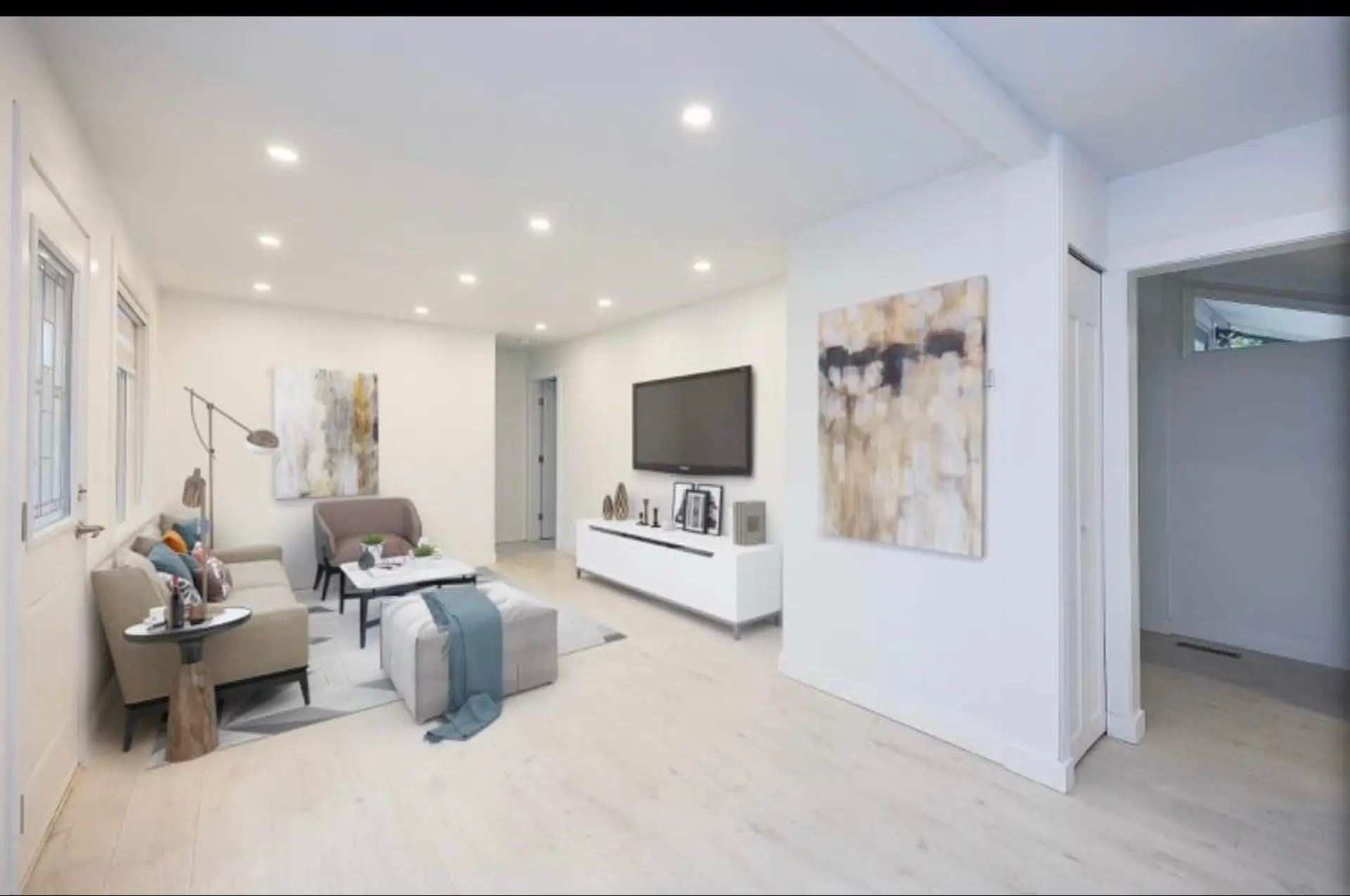 #20367 Kent Street - Image 1