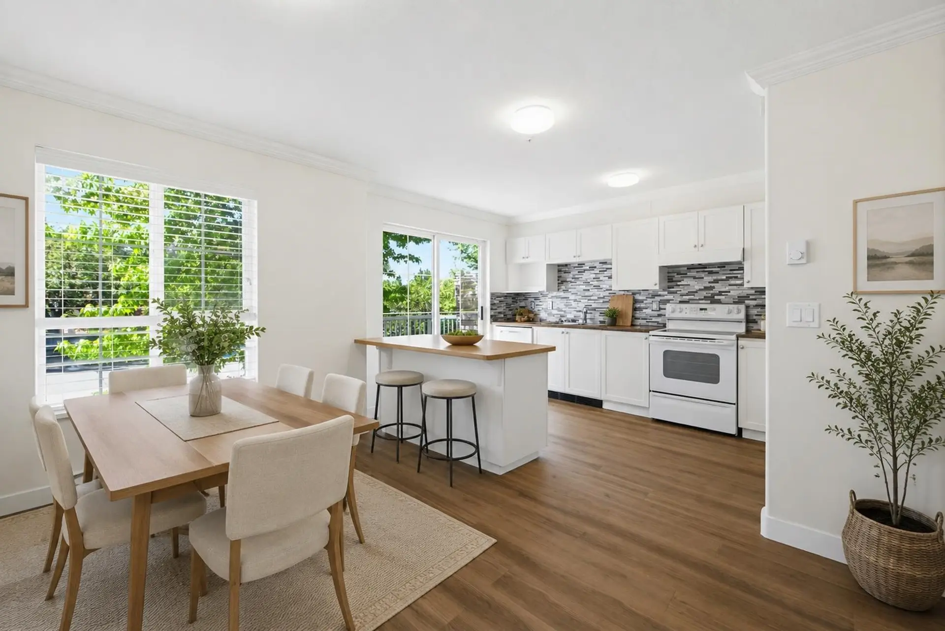 #20 8890 Walnut Grove Drive - Image 4