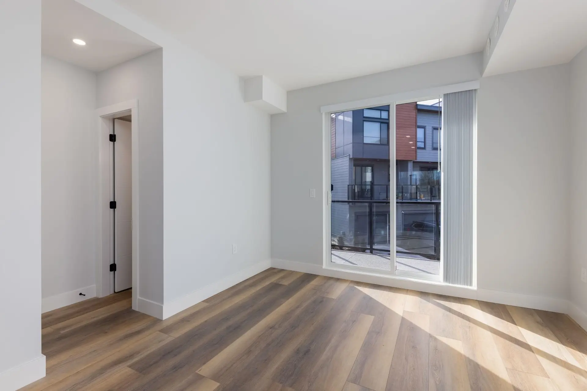 #53 30530 Cardinal Avenue - Image 3