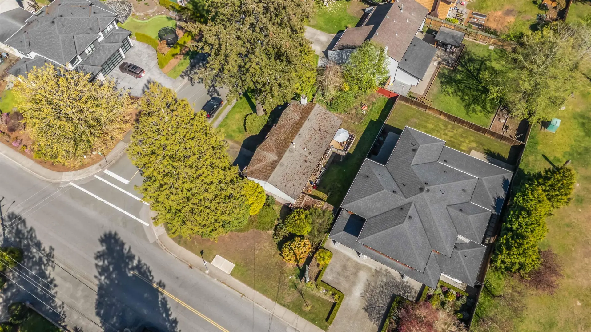 5268 3rd Avenue - Image 15