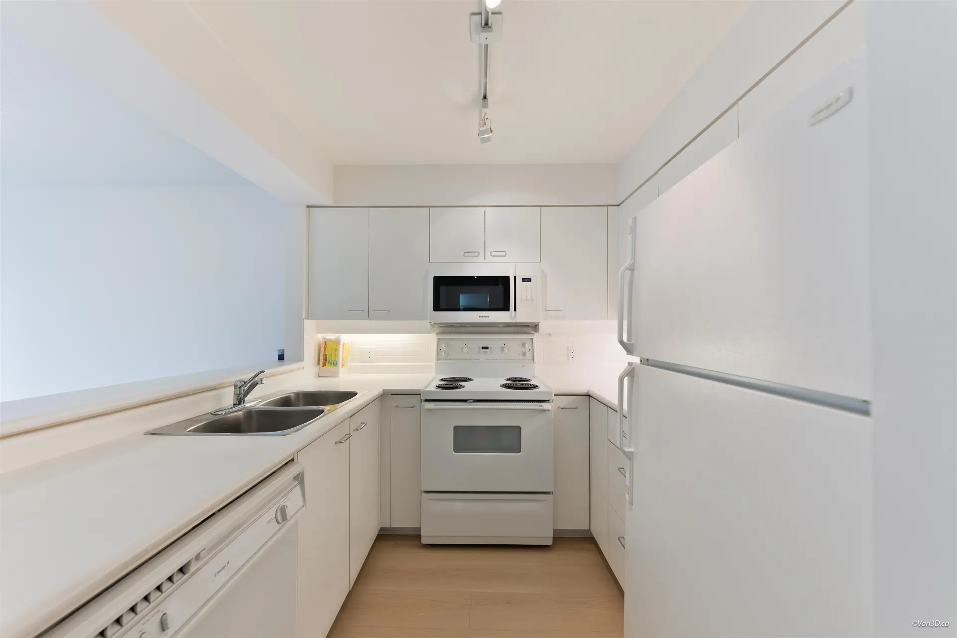 #502 7380 Elmbridge Way - Image 3