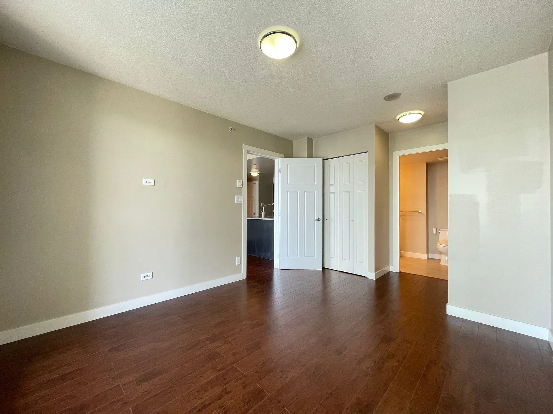 #2607 2978 Glen Drive - Image 11