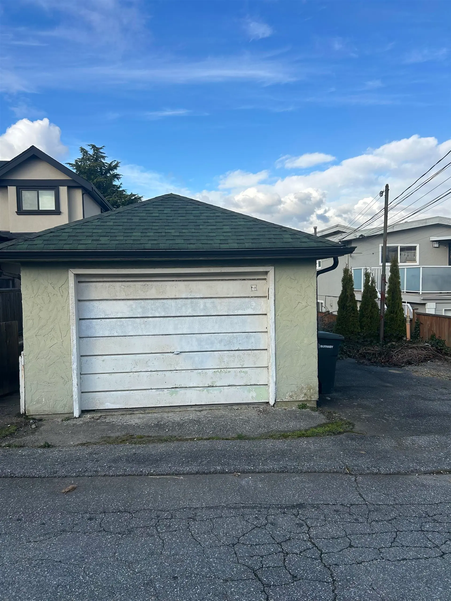 4386 Oxford Street - Image 7