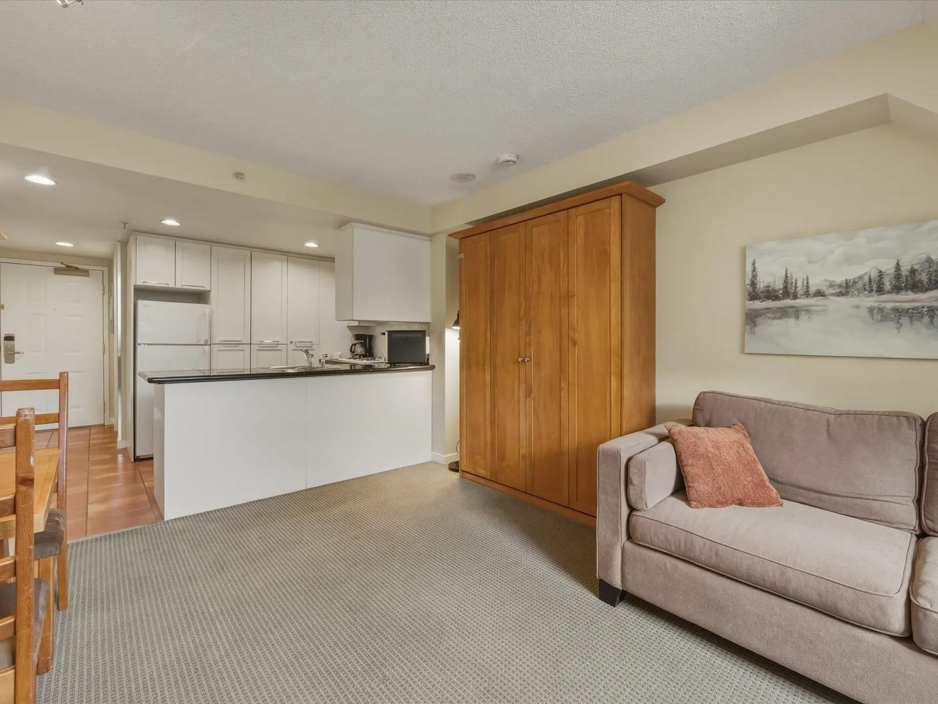 #4404 4295 Blackcomb Way - Image 9