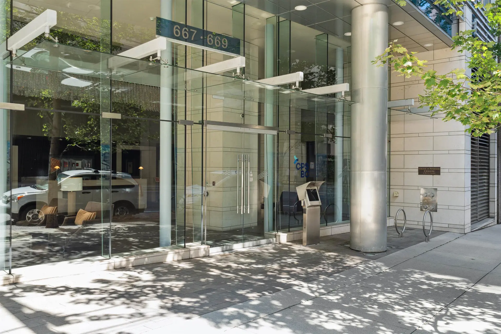 #2605 667 Howe Street - Image 3