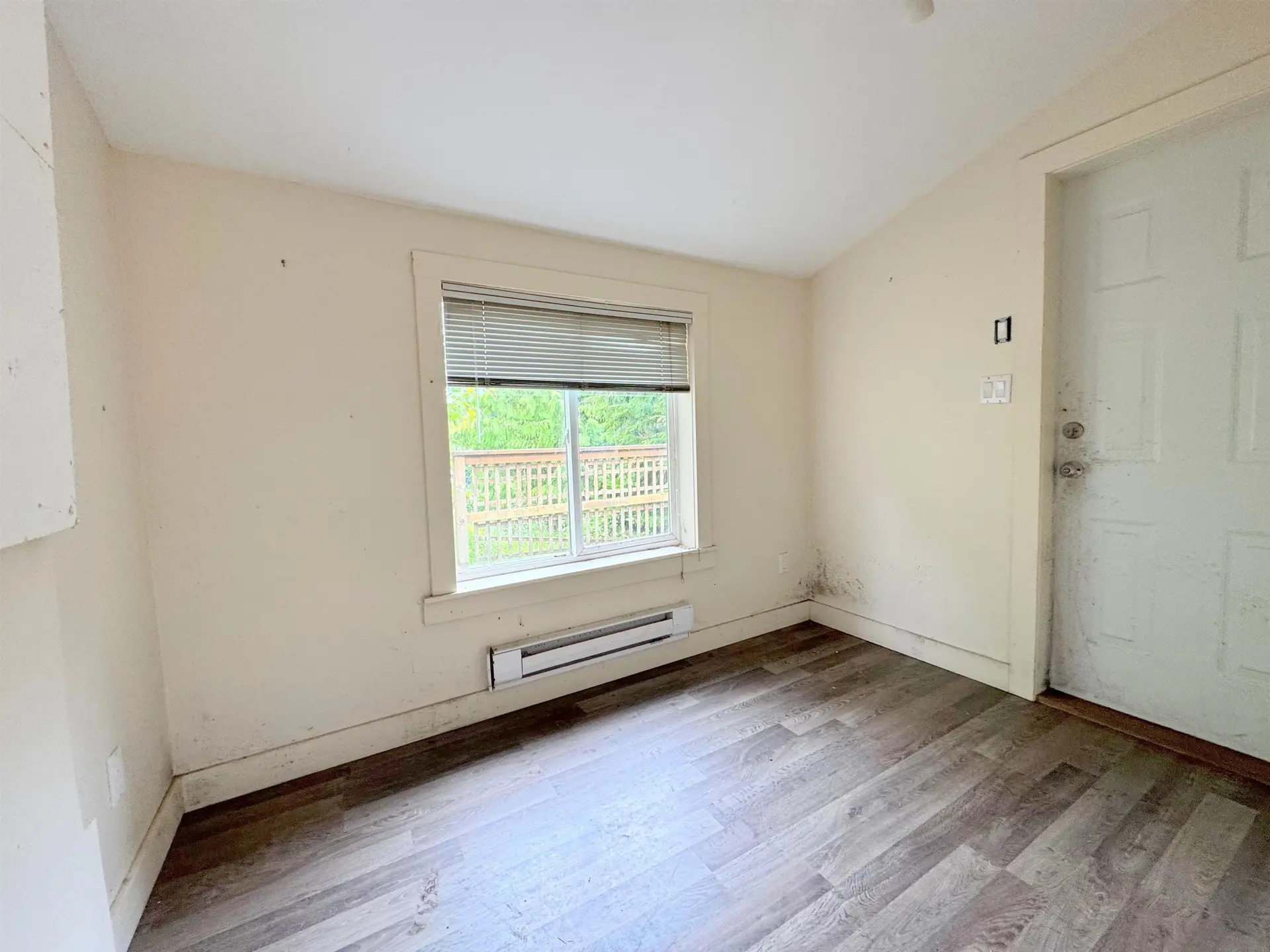 5701 Wharf Road - Image 8