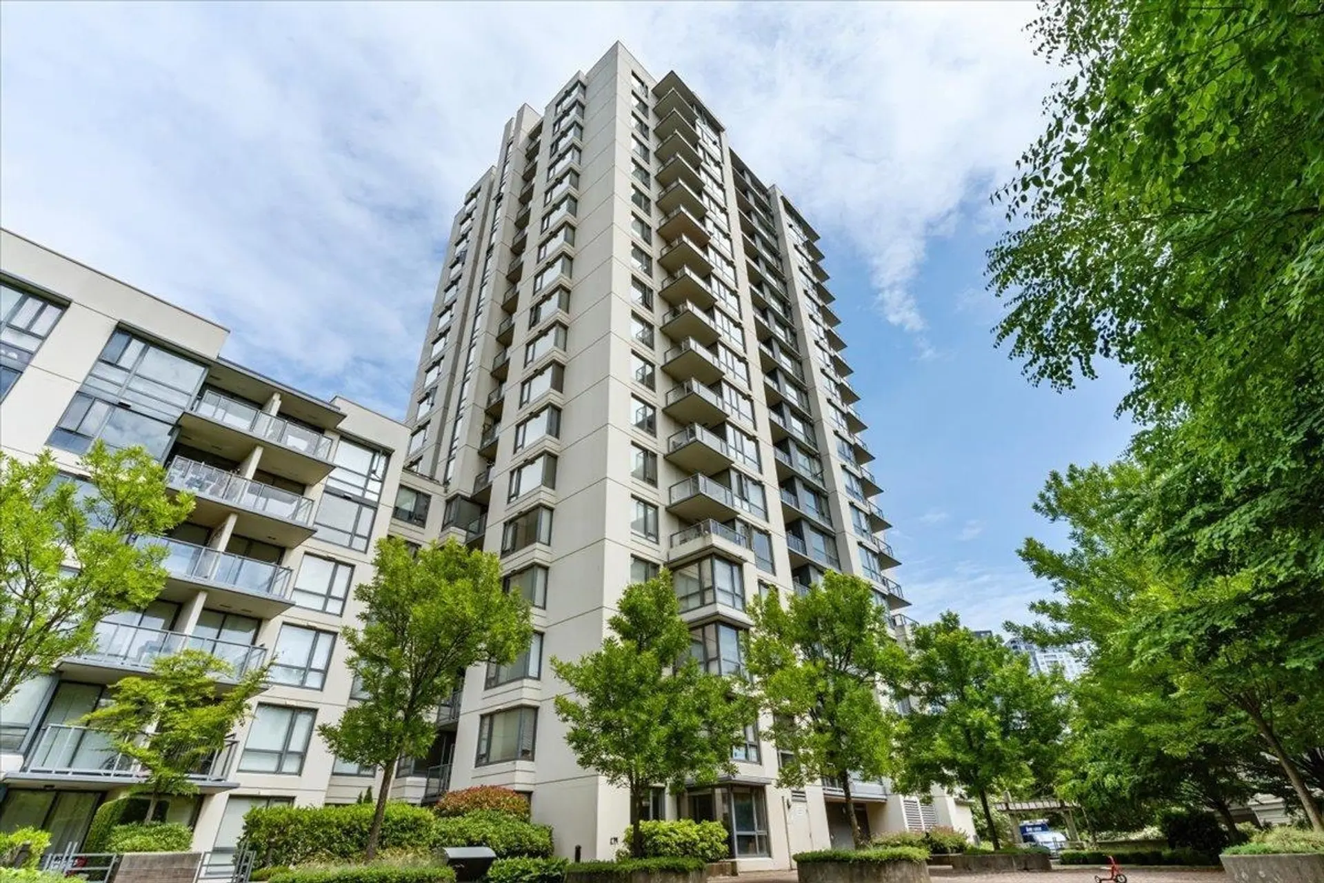 #1209 3588 Crowley Drive - Image 1