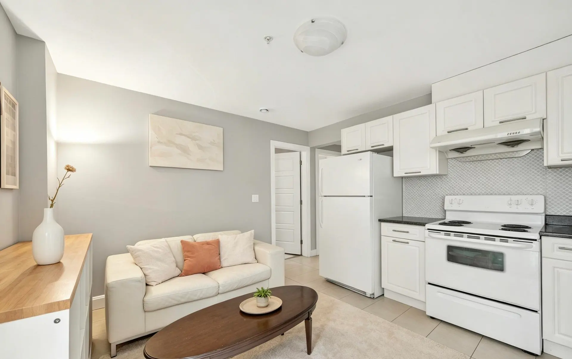 3034 Kings Avenue - Image 9