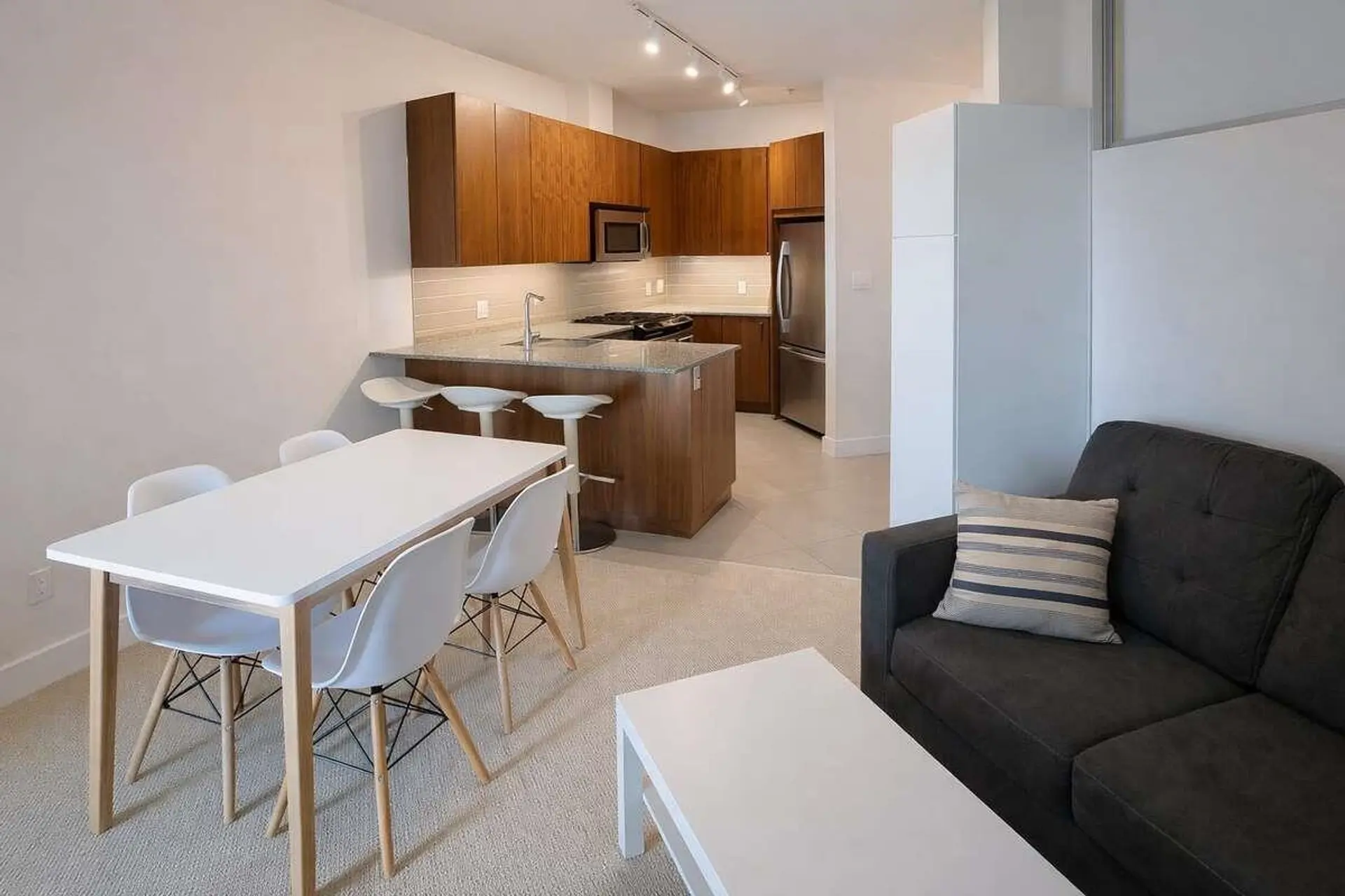 #405 5889 Irmin Street - Image 1