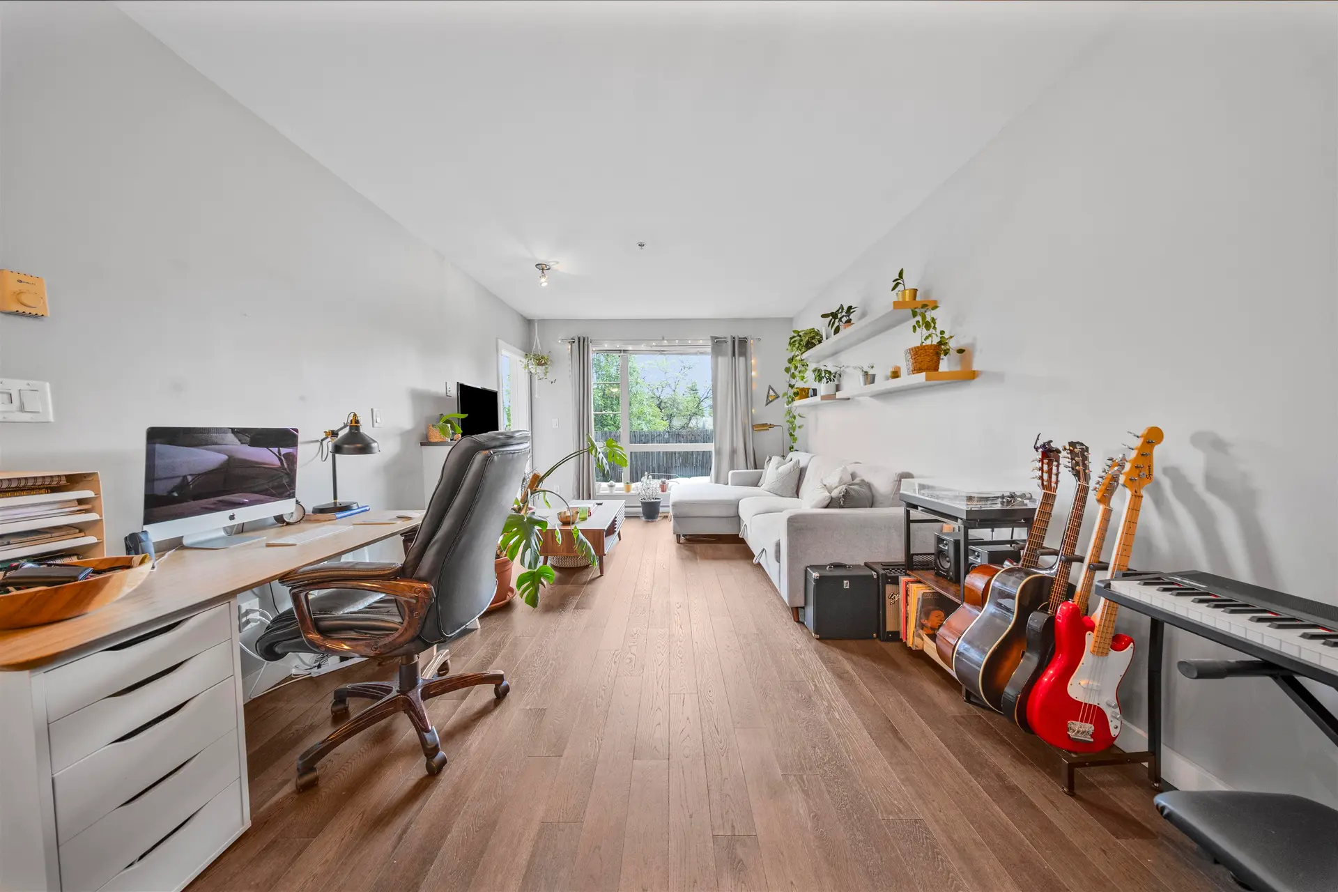 #205 1330 Marine Drive - Image 5