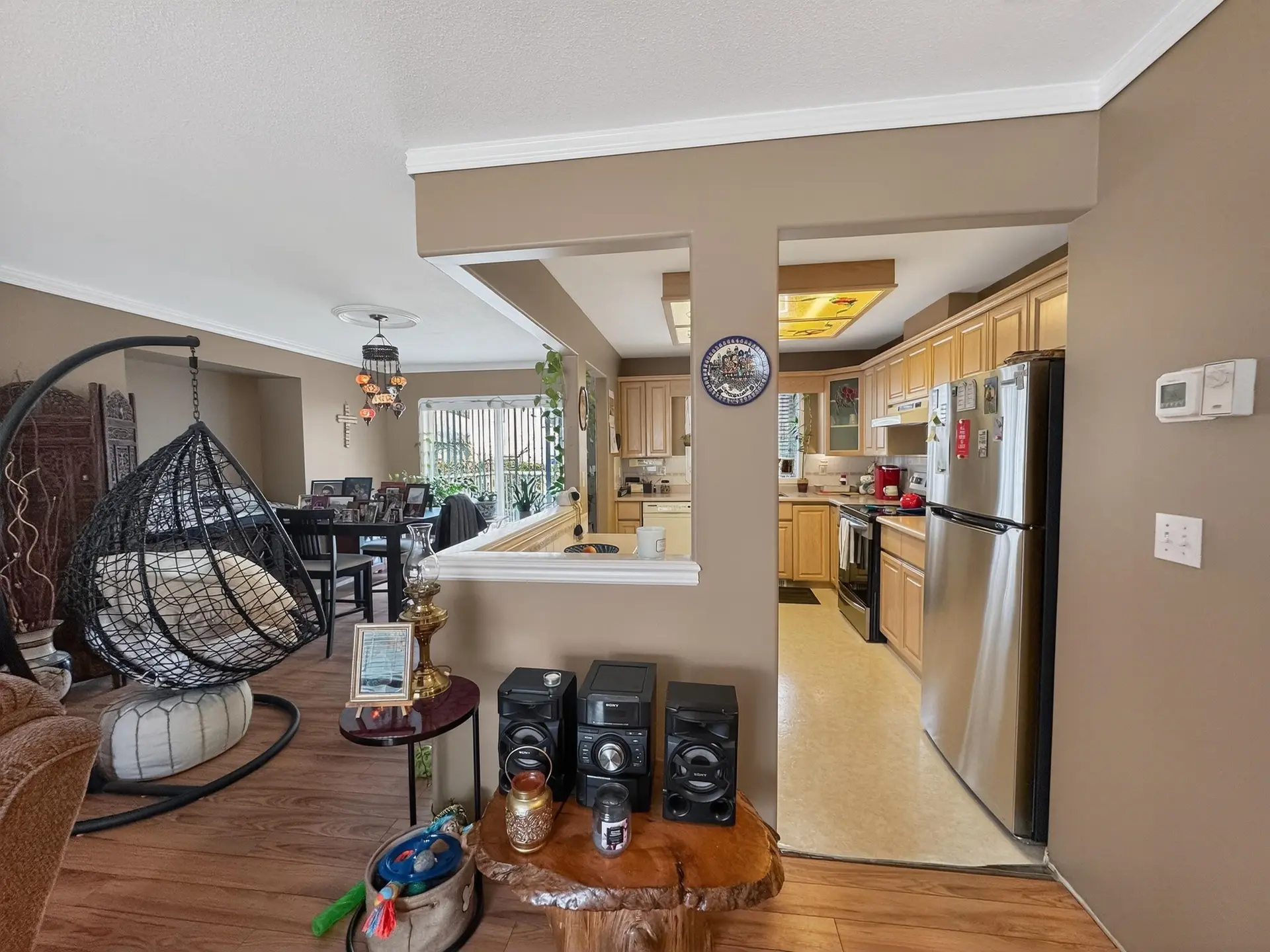 #70 34250 Hazelwood Avenue - Image 3