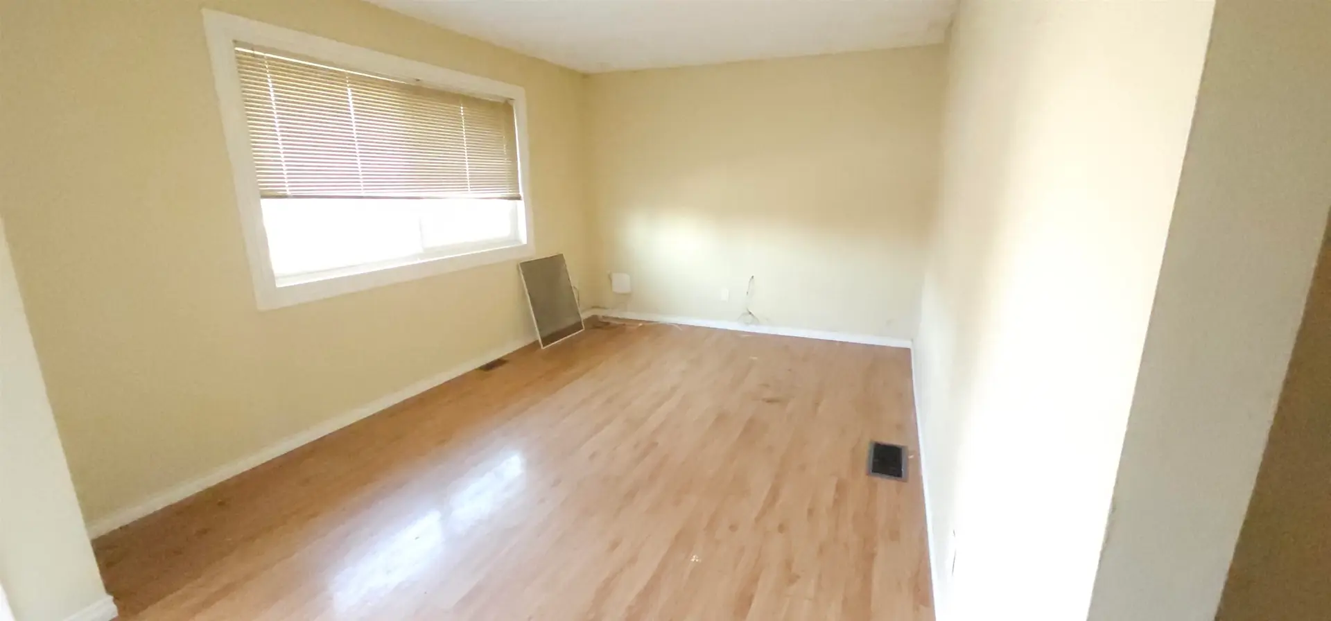 9620 McNaught Road - Image 3